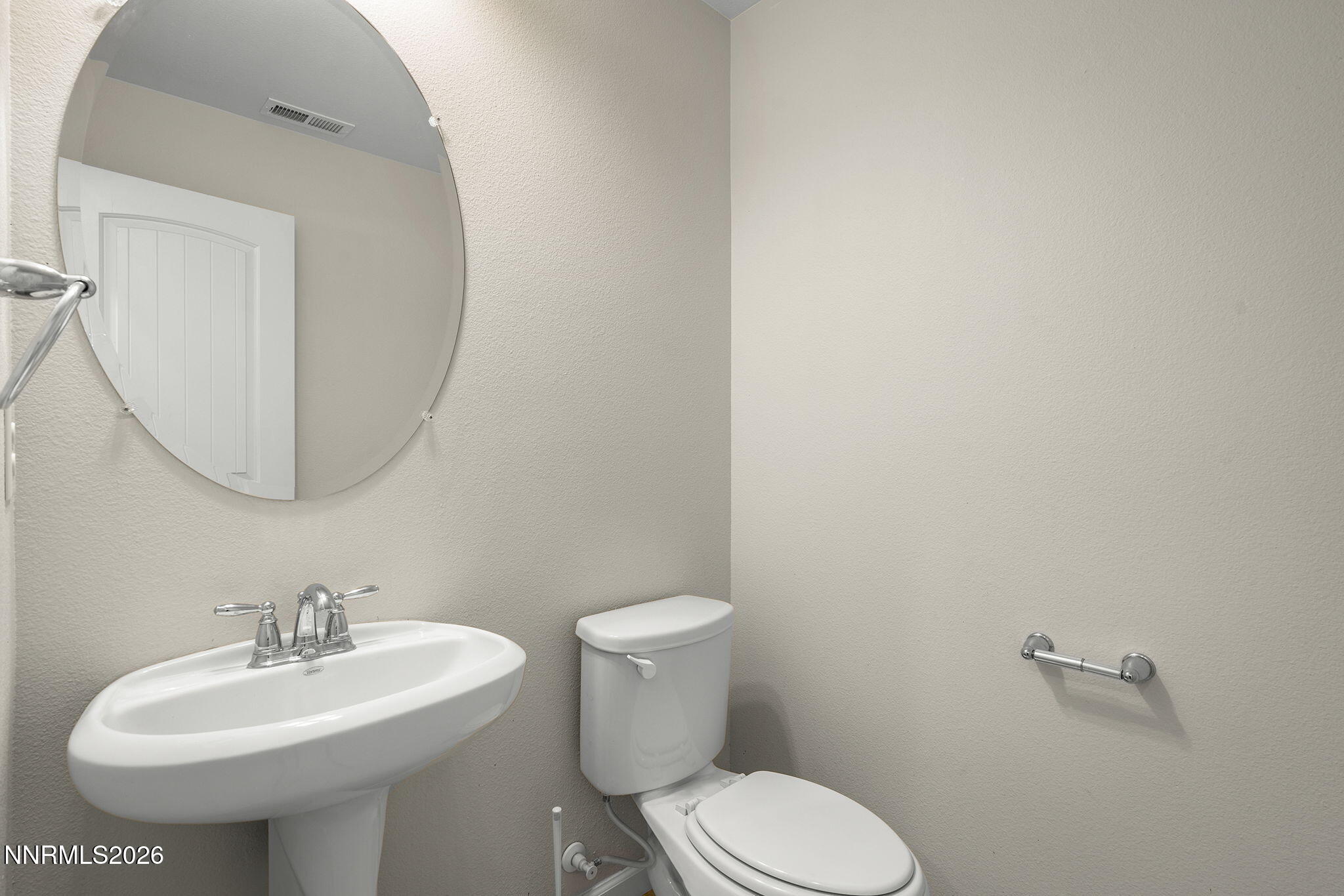 2490 Eastshore Place Unit 104 Property Photo 11
