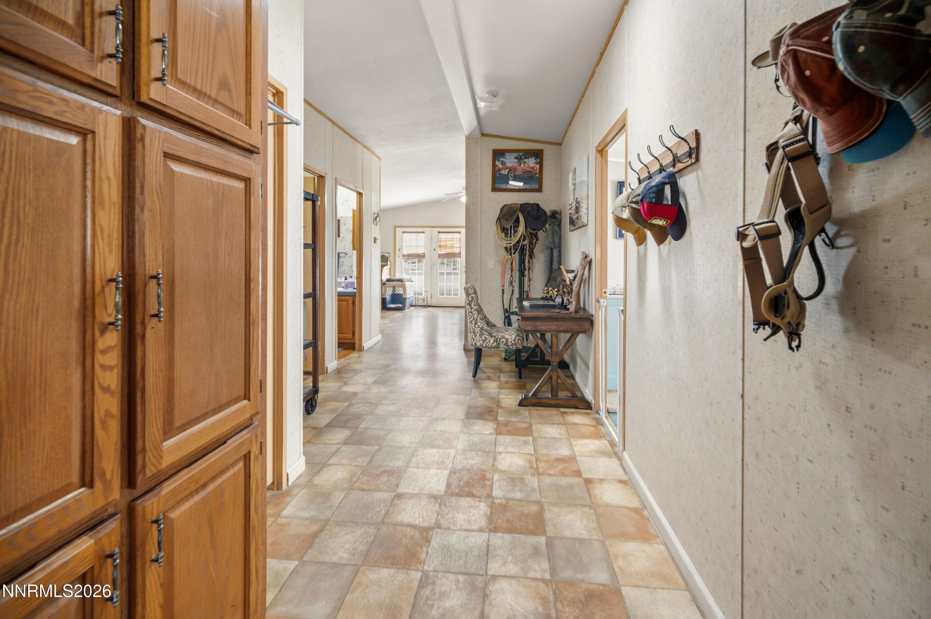 3717 Hillsboro Boulevard Property Photo 21