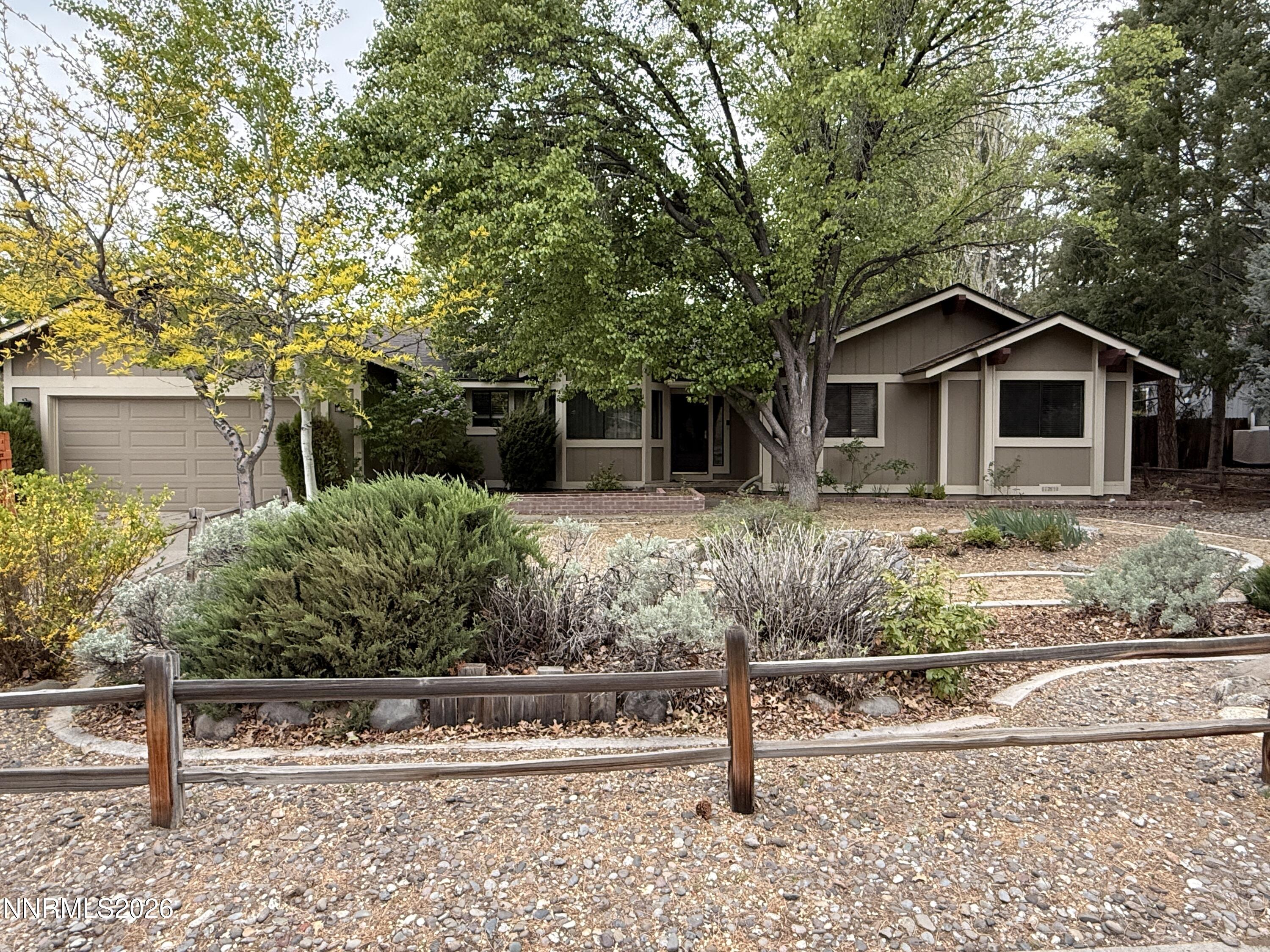 220 Lemming Drive Property Photo 1