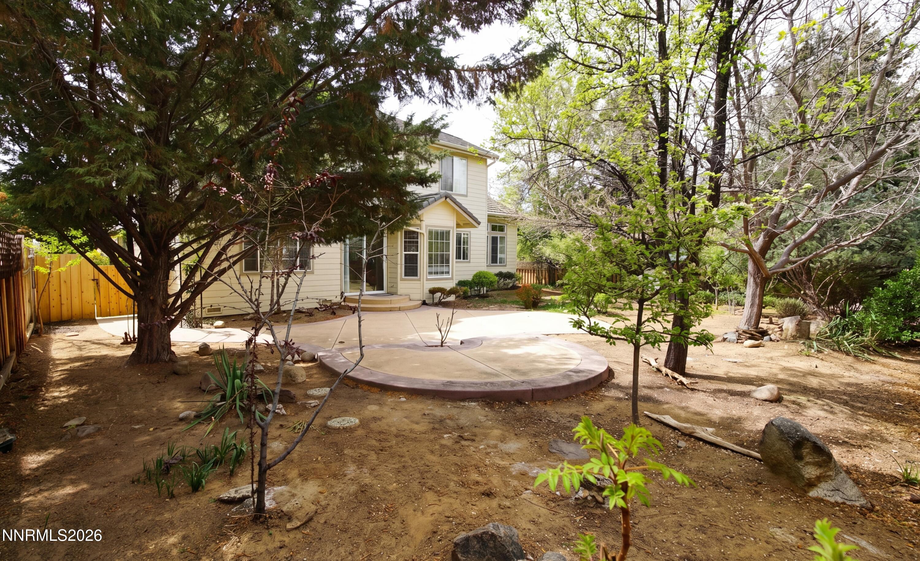 2740 E D'arcy Court Property Photo 5