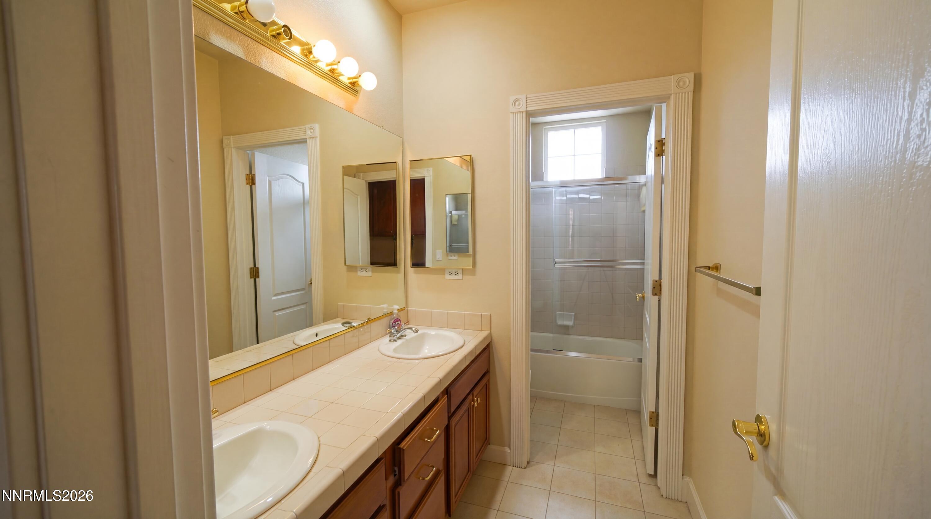 2740 E D'arcy Court Property Photo 30