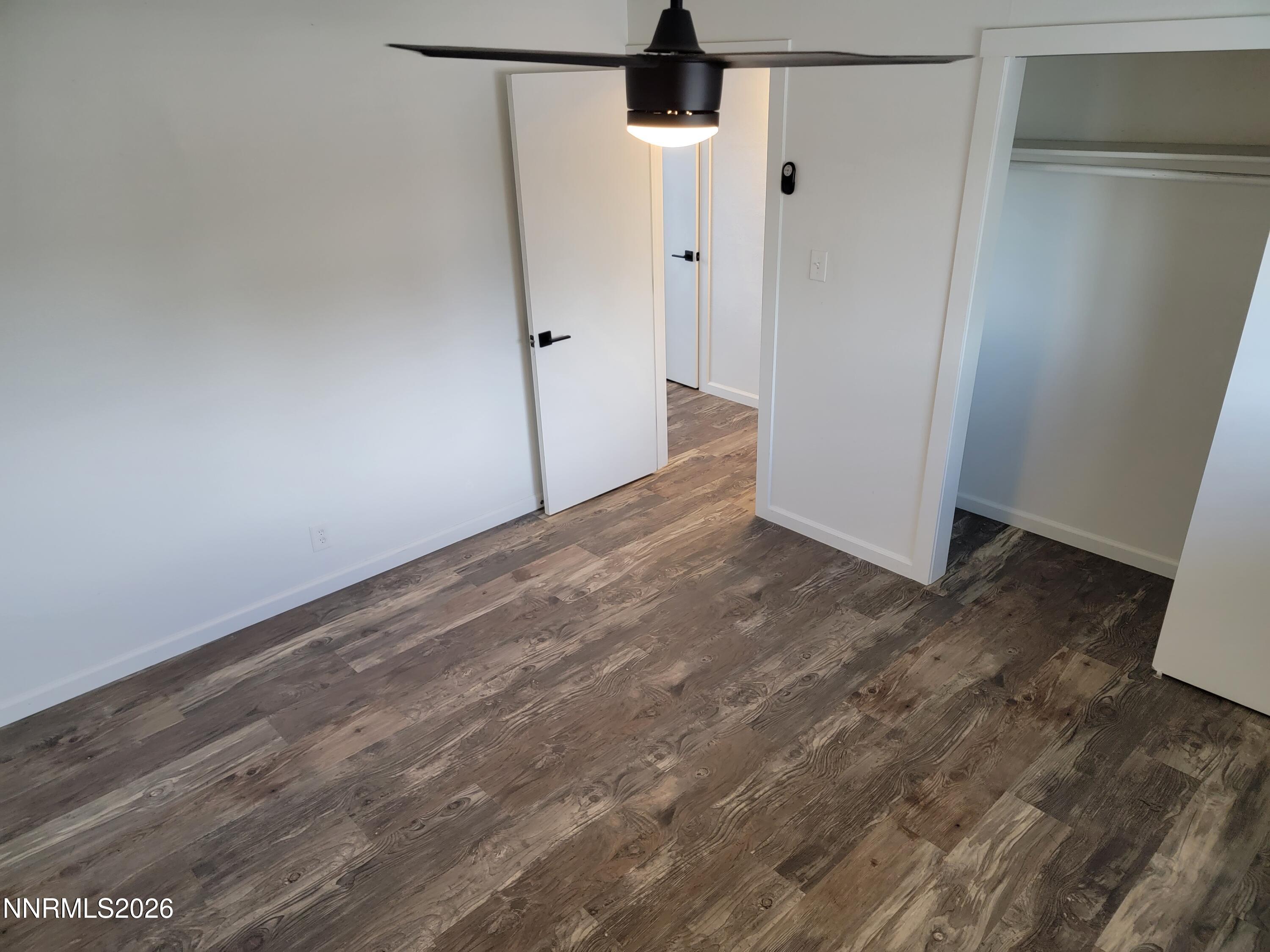1101 E Taylor Street Property Photo 11