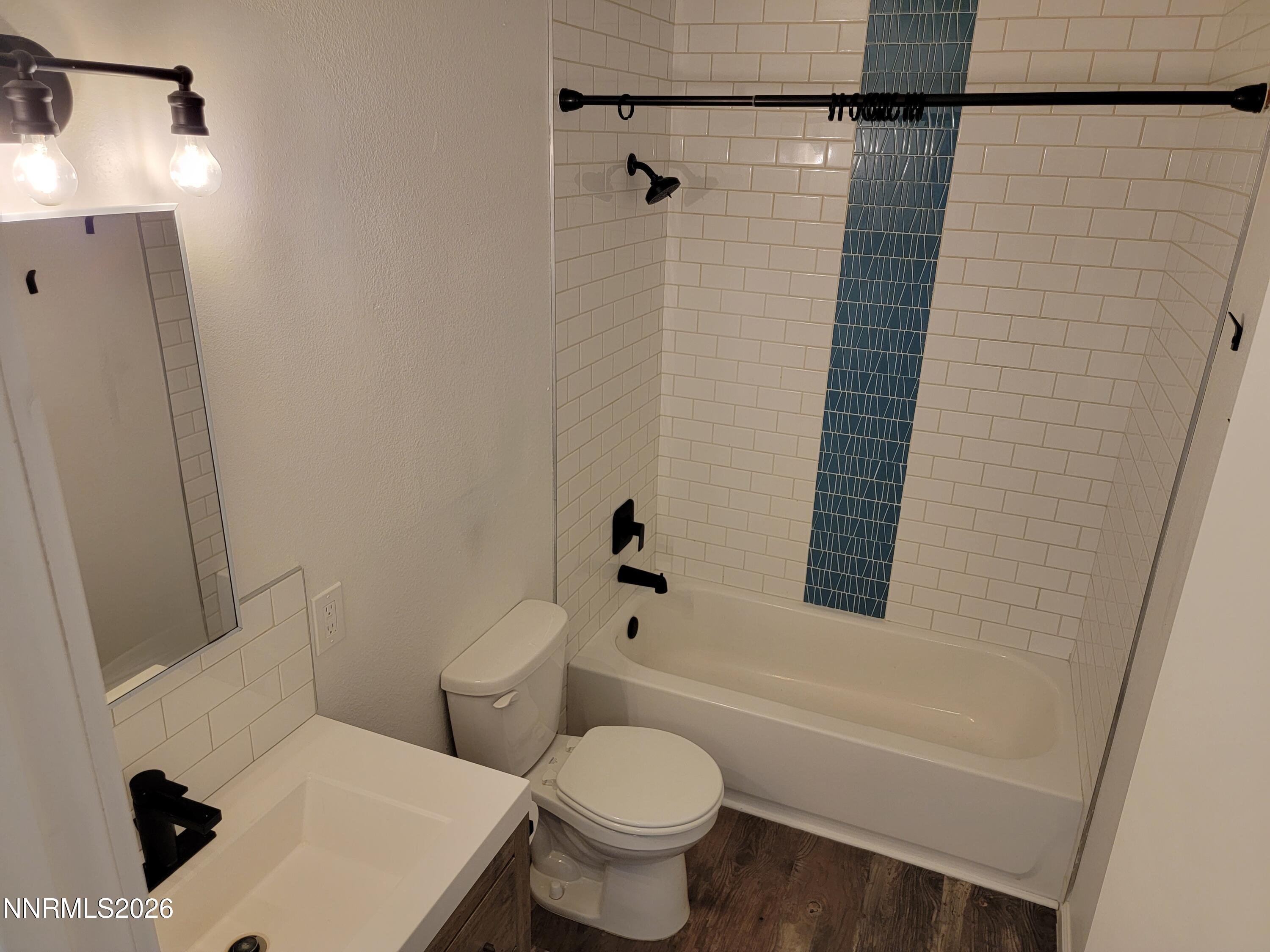 1101 E Taylor Street Property Photo 12