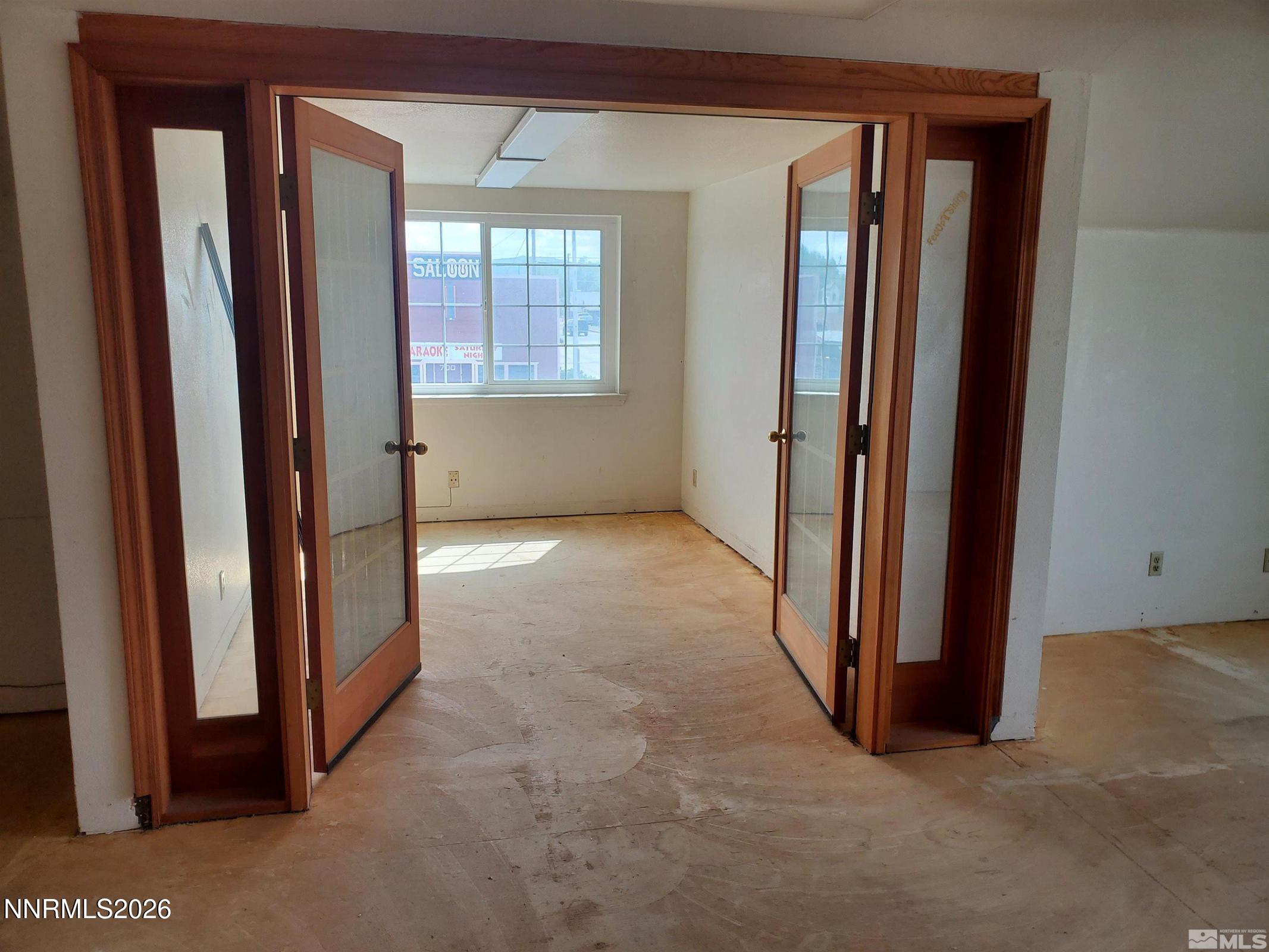 701 E Street Property Photo 3