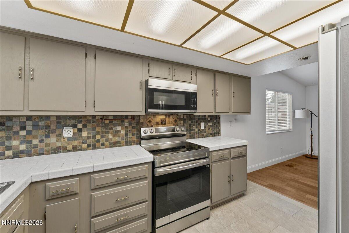 4730 Spring Drive Property Photo 12