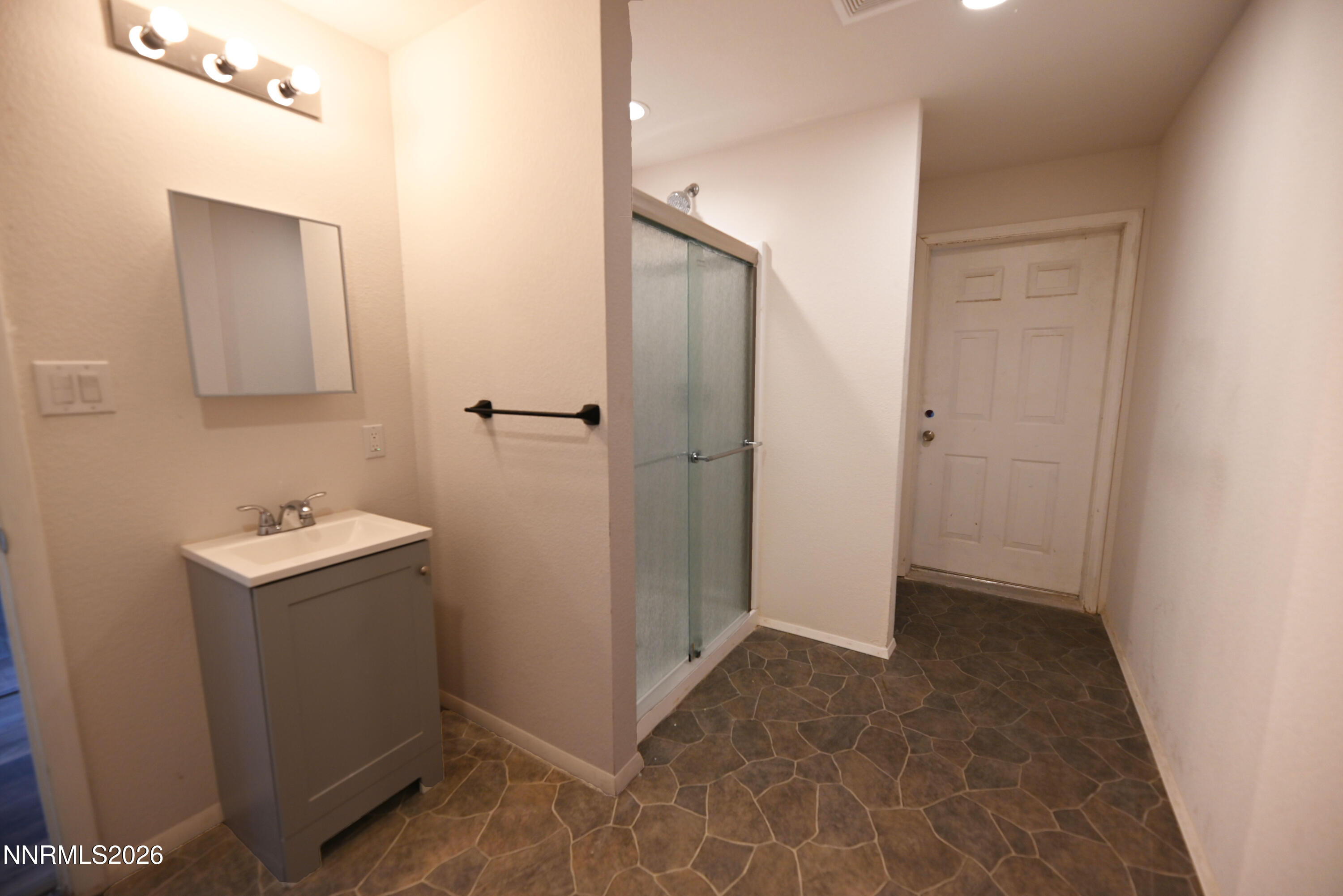 237 Lakeshore Drive Property Photo 16