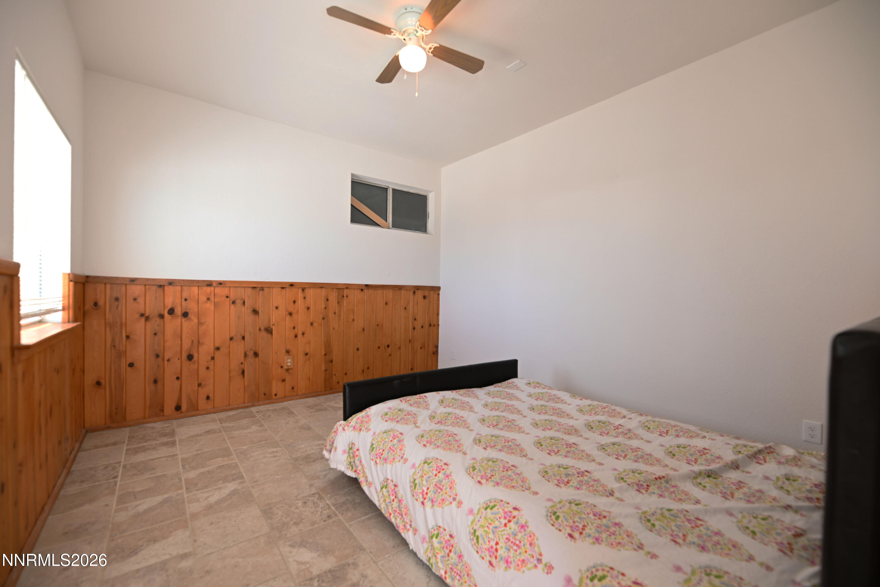 237 Lakeshore Drive Property Photo 17