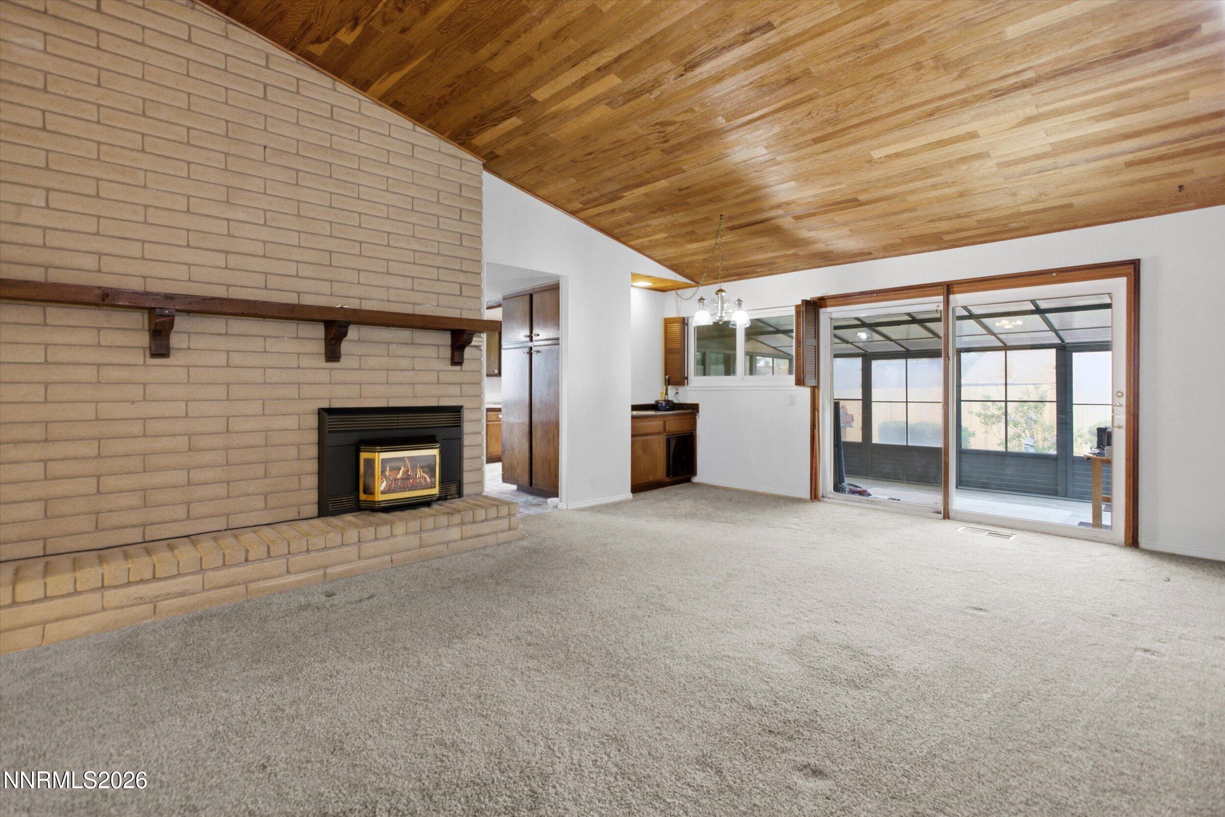 4960 Lakeside Drive Property Photo 17