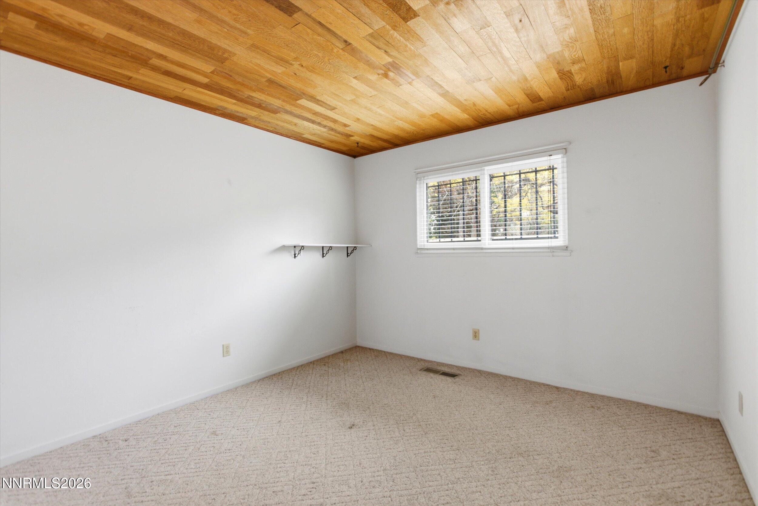 4960 Lakeside Drive Property Photo 25