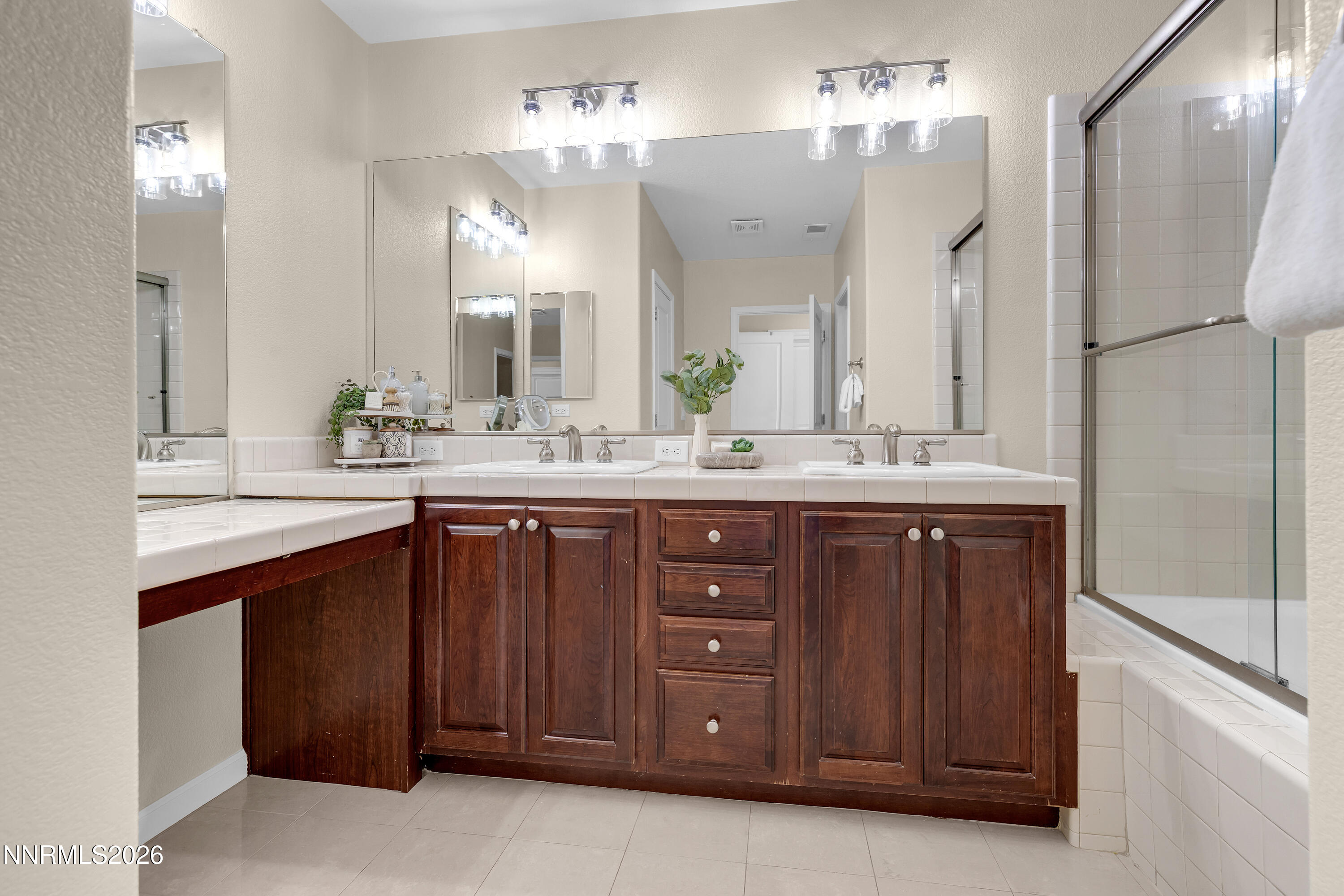 1642 Spring Hill Drive Property Photo 19