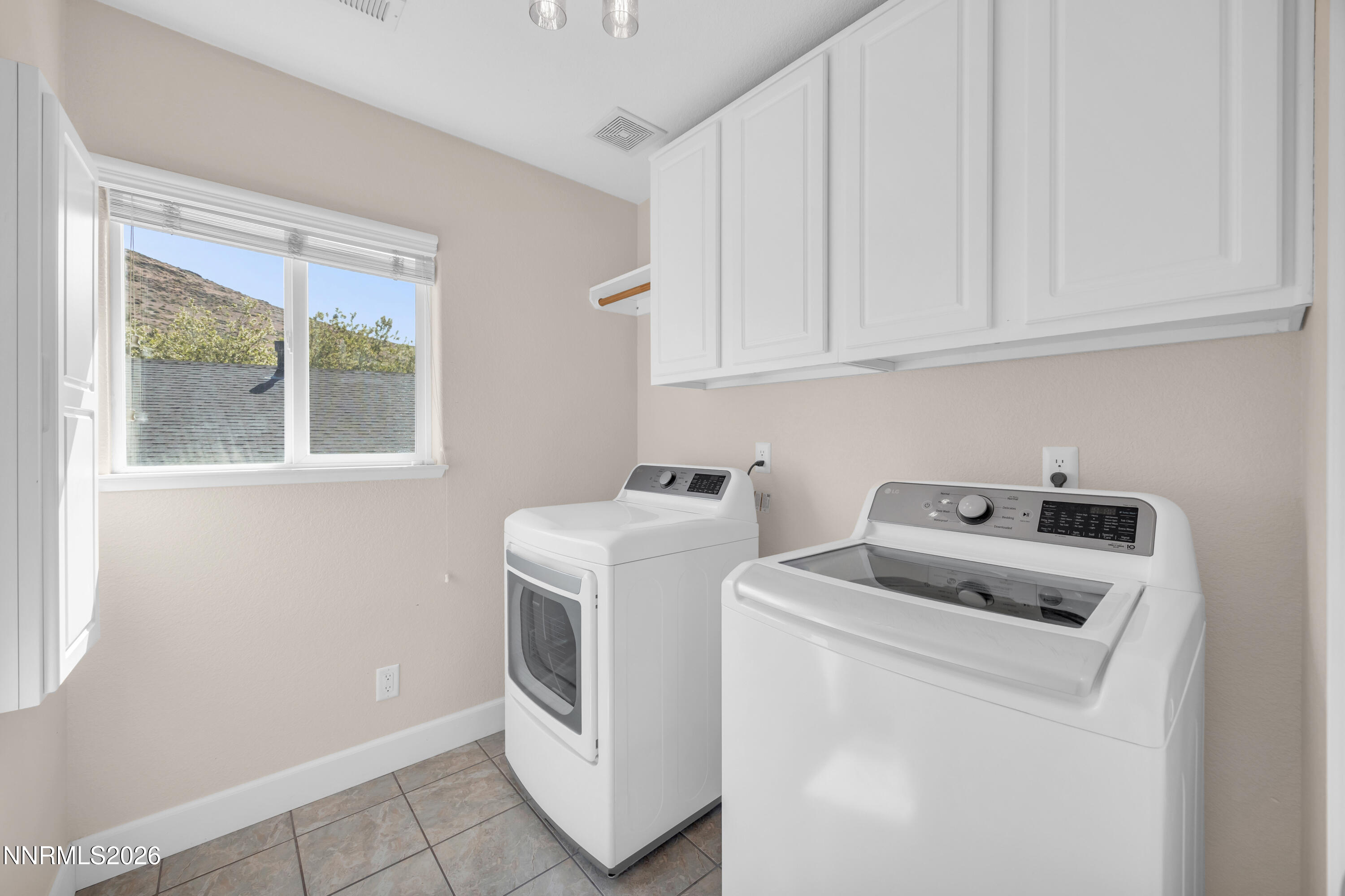 2926 E Nashua Place Property Photo 29