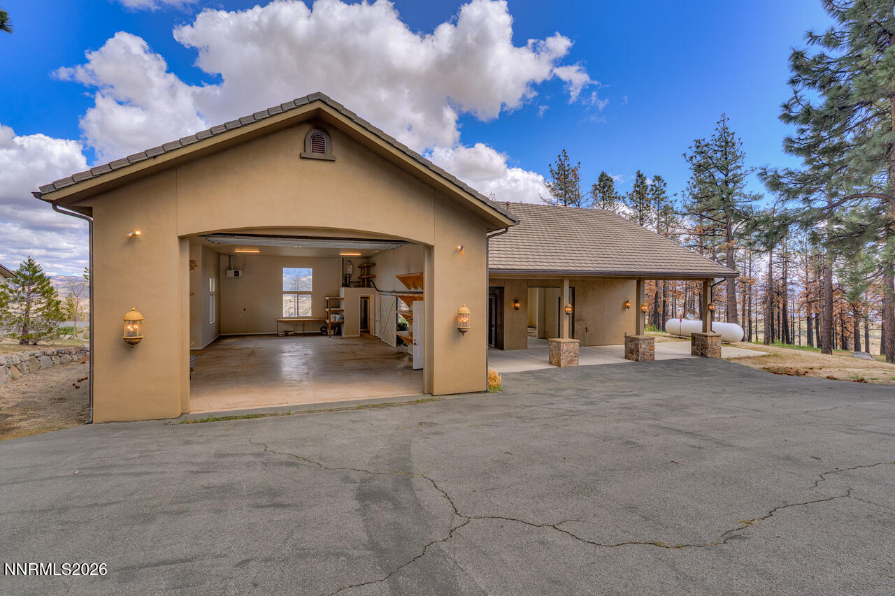 7440 Granite Ridge Road Property Photo 5