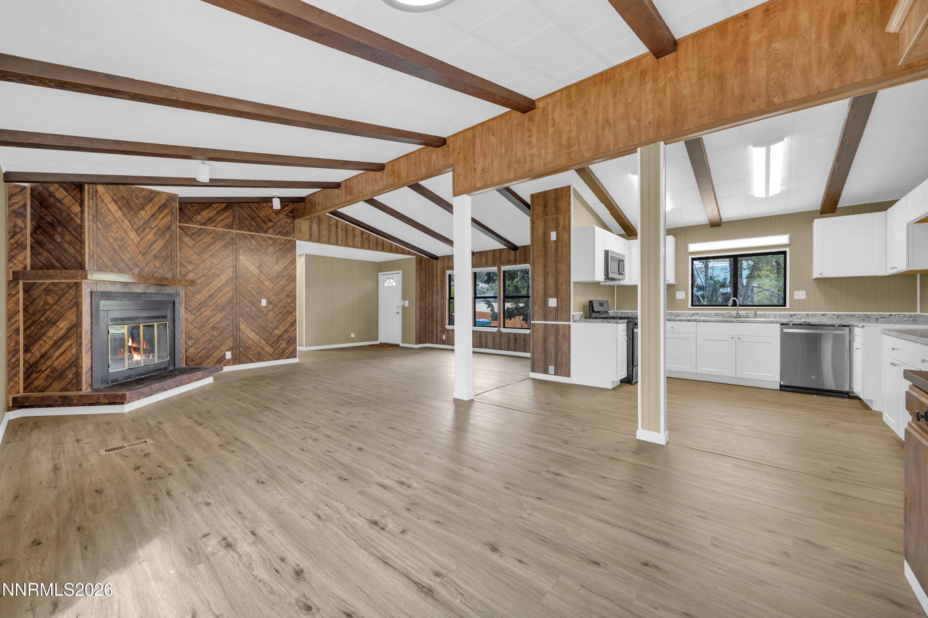 5908 Middle Fork Drive Property Photo 3