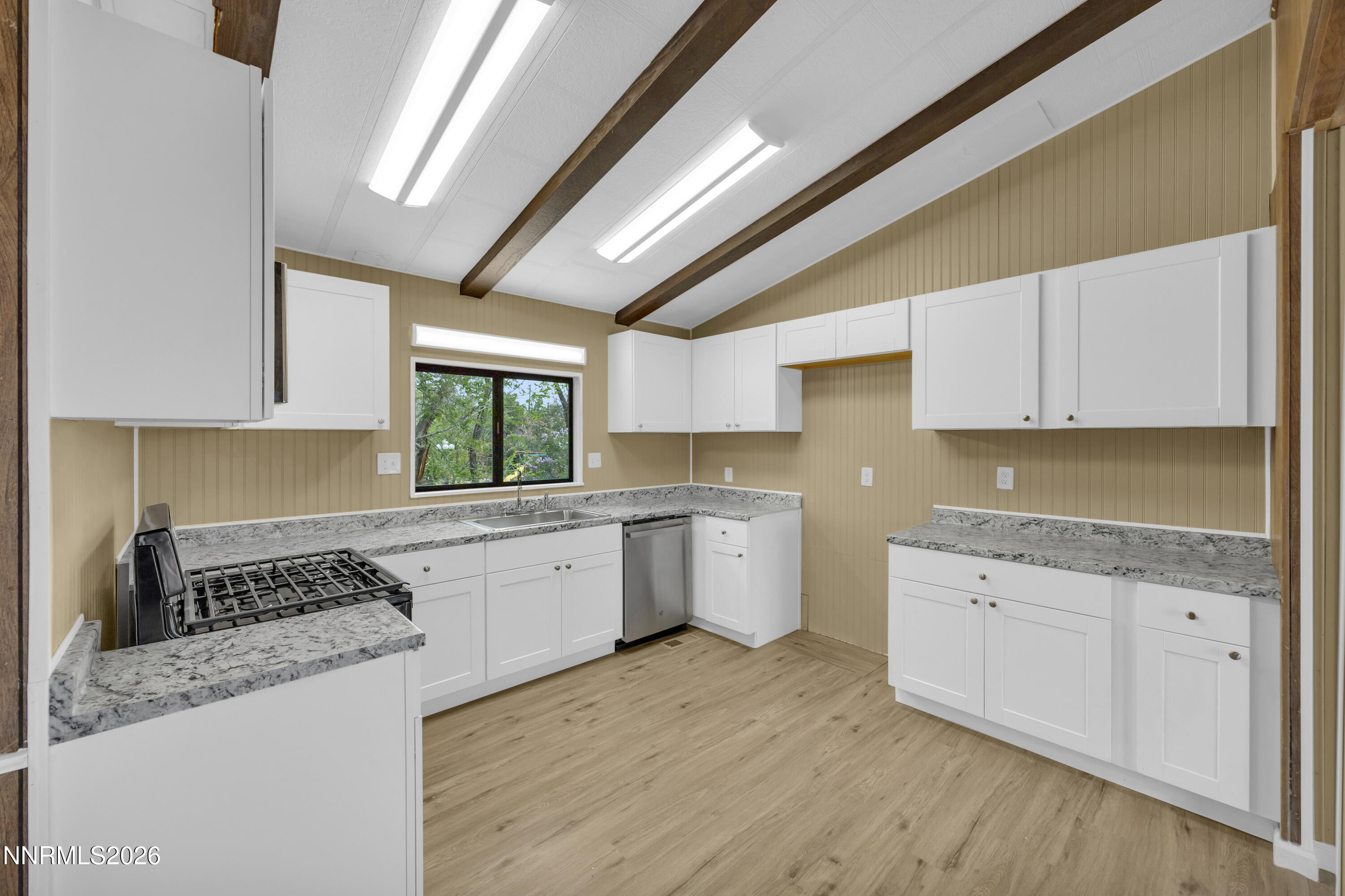 5908 Middle Fork Drive Property Photo 4