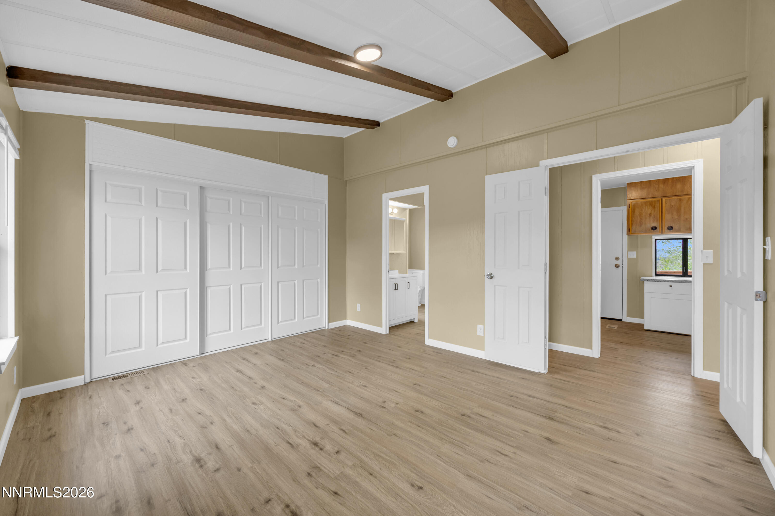 5908 Middle Fork Drive Property Photo 6