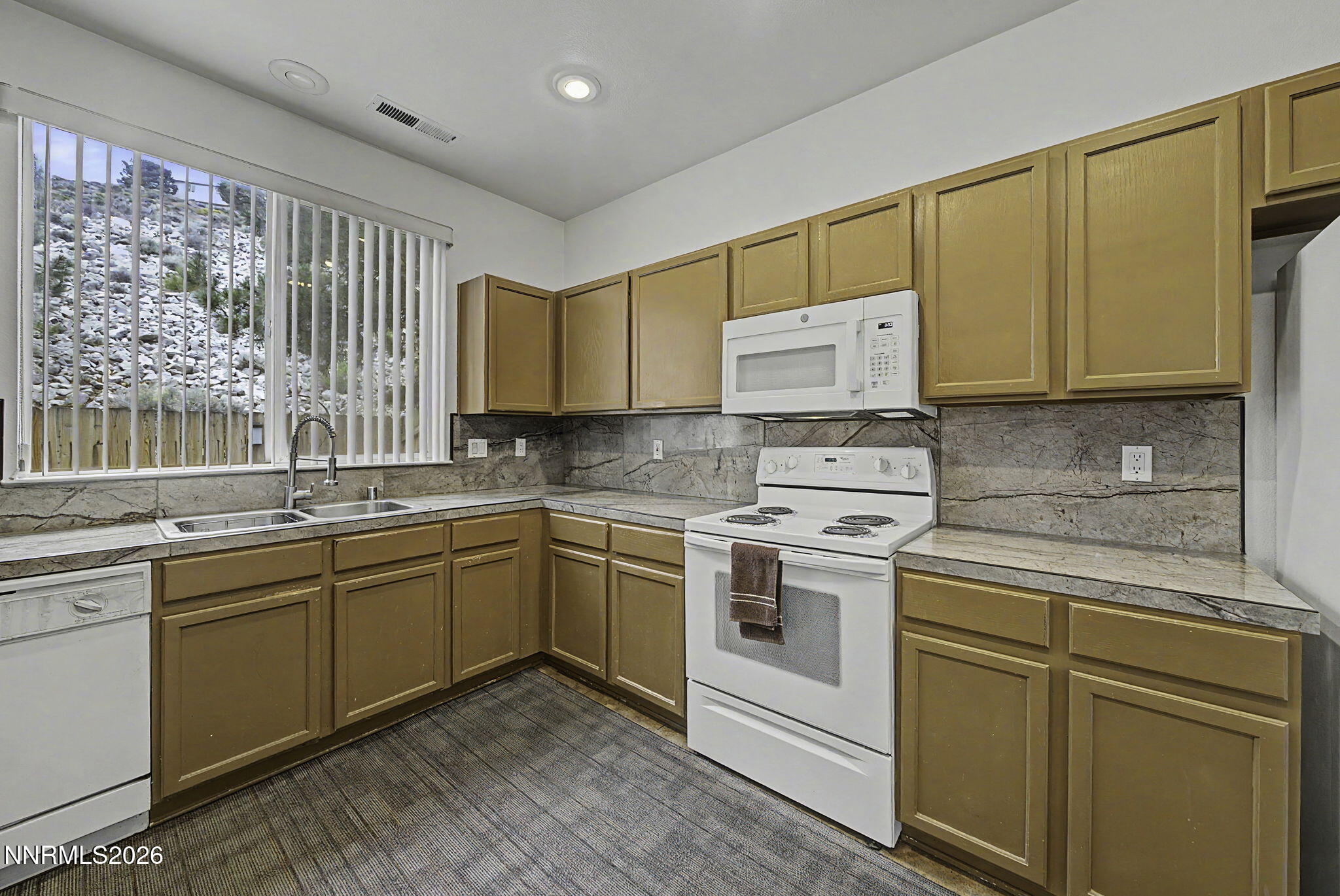 5787 Golden Eagle Drive Property Photo 13