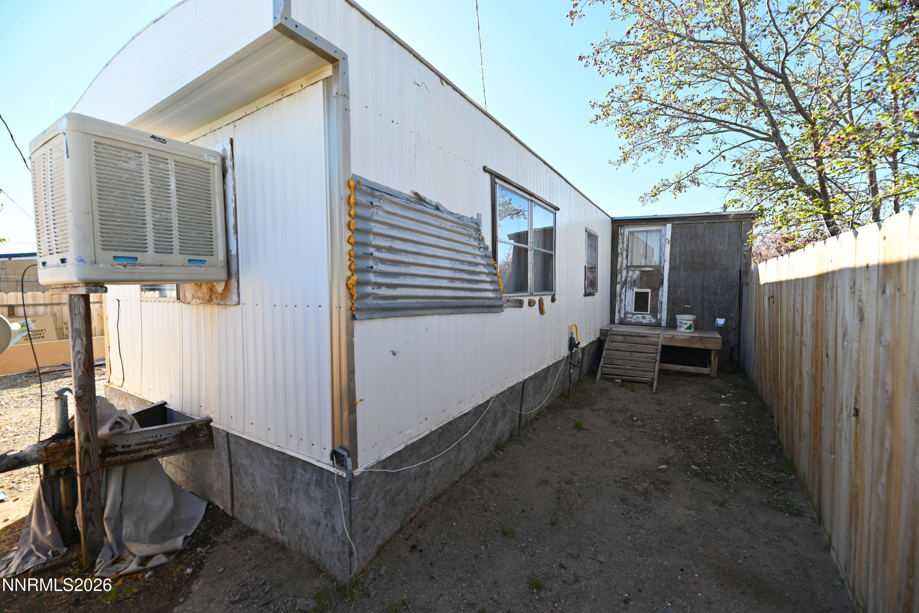 1000 Front Street Property Photo 4