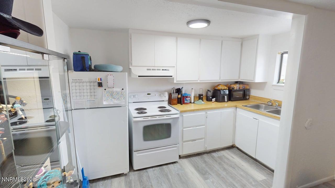 59 E 5th Street Property Photo 24