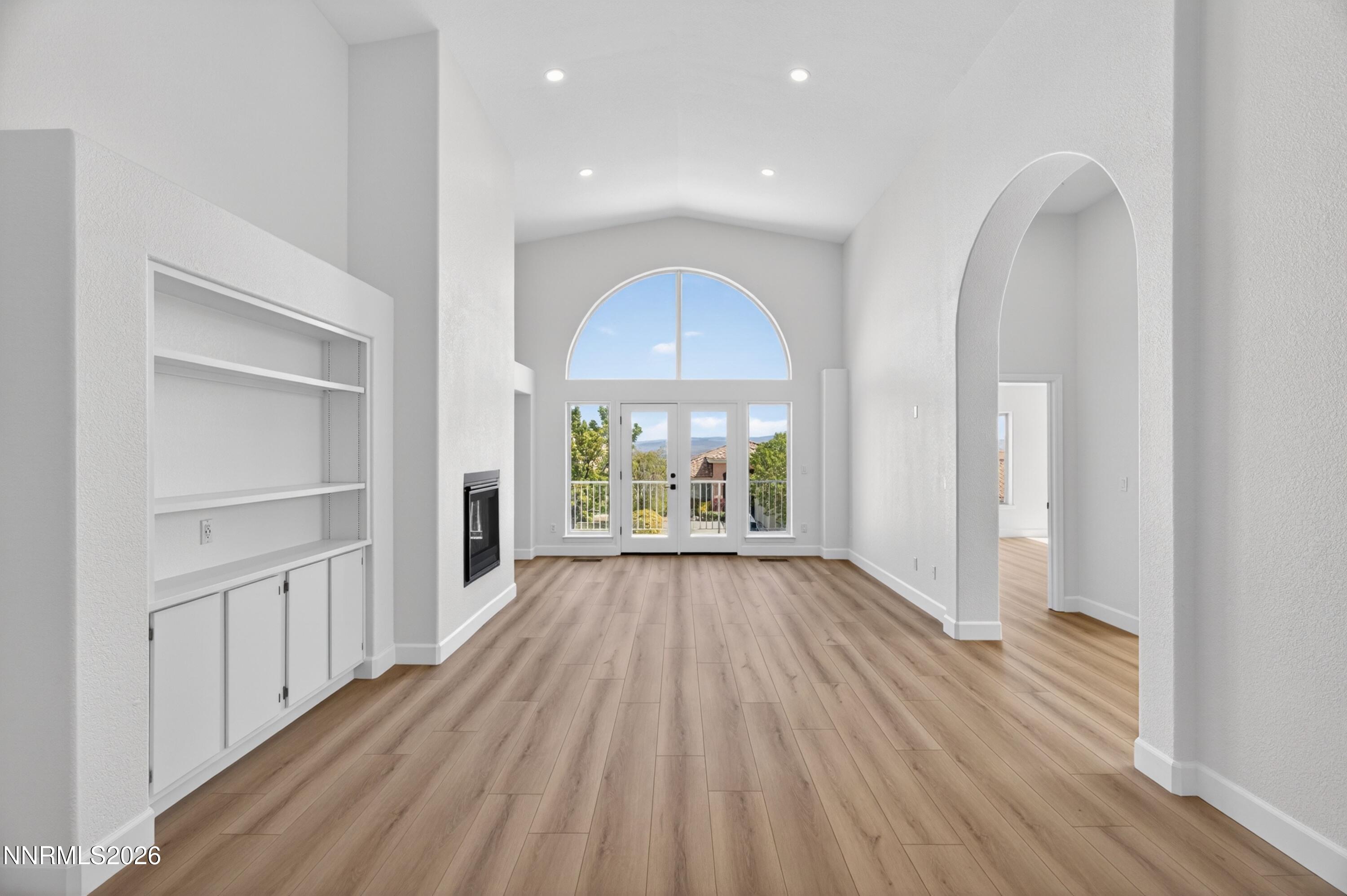 3155 Villa Marbella Circle Property Photo 6