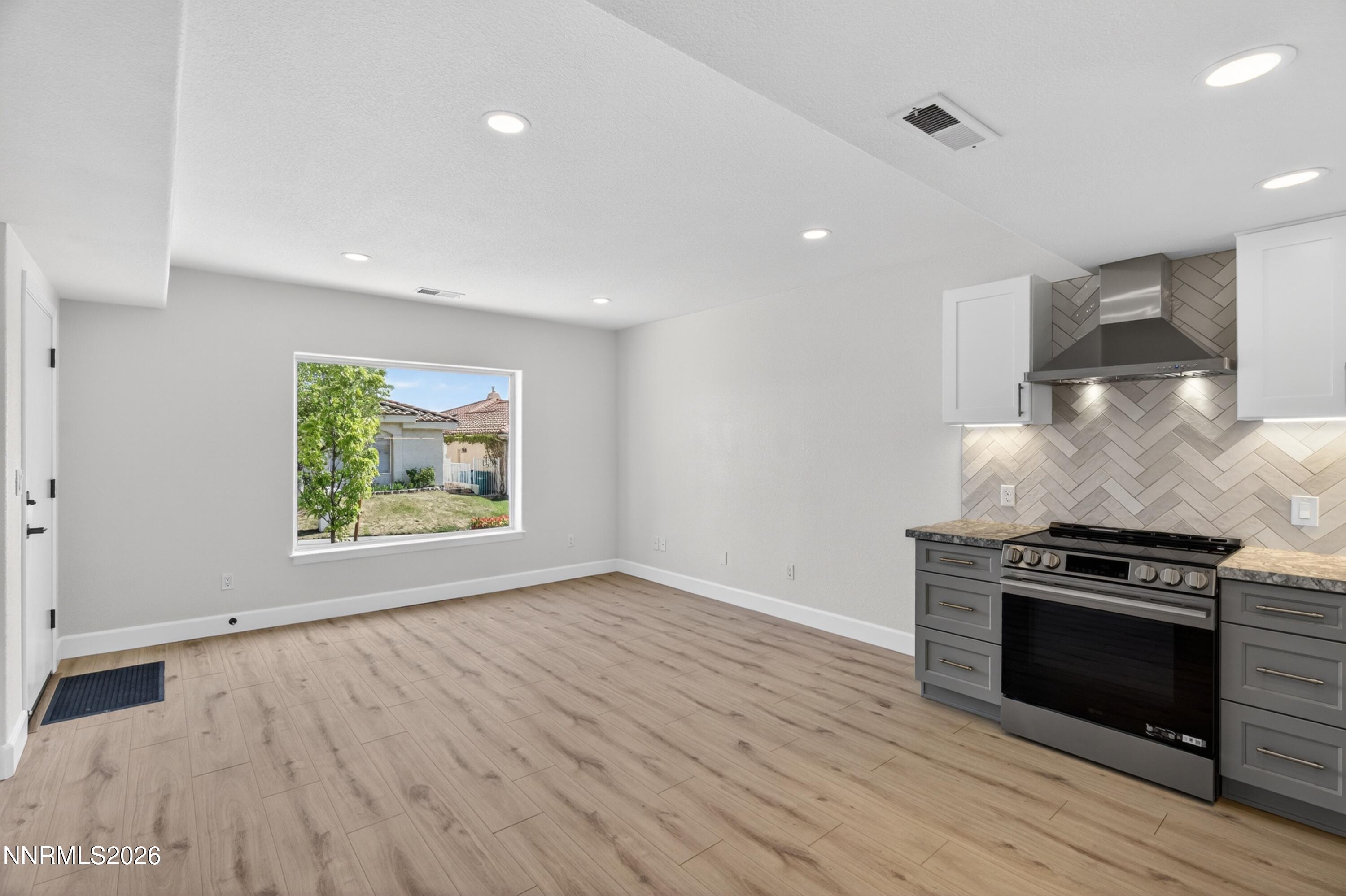3155 Villa Marbella Circle Property Photo 38