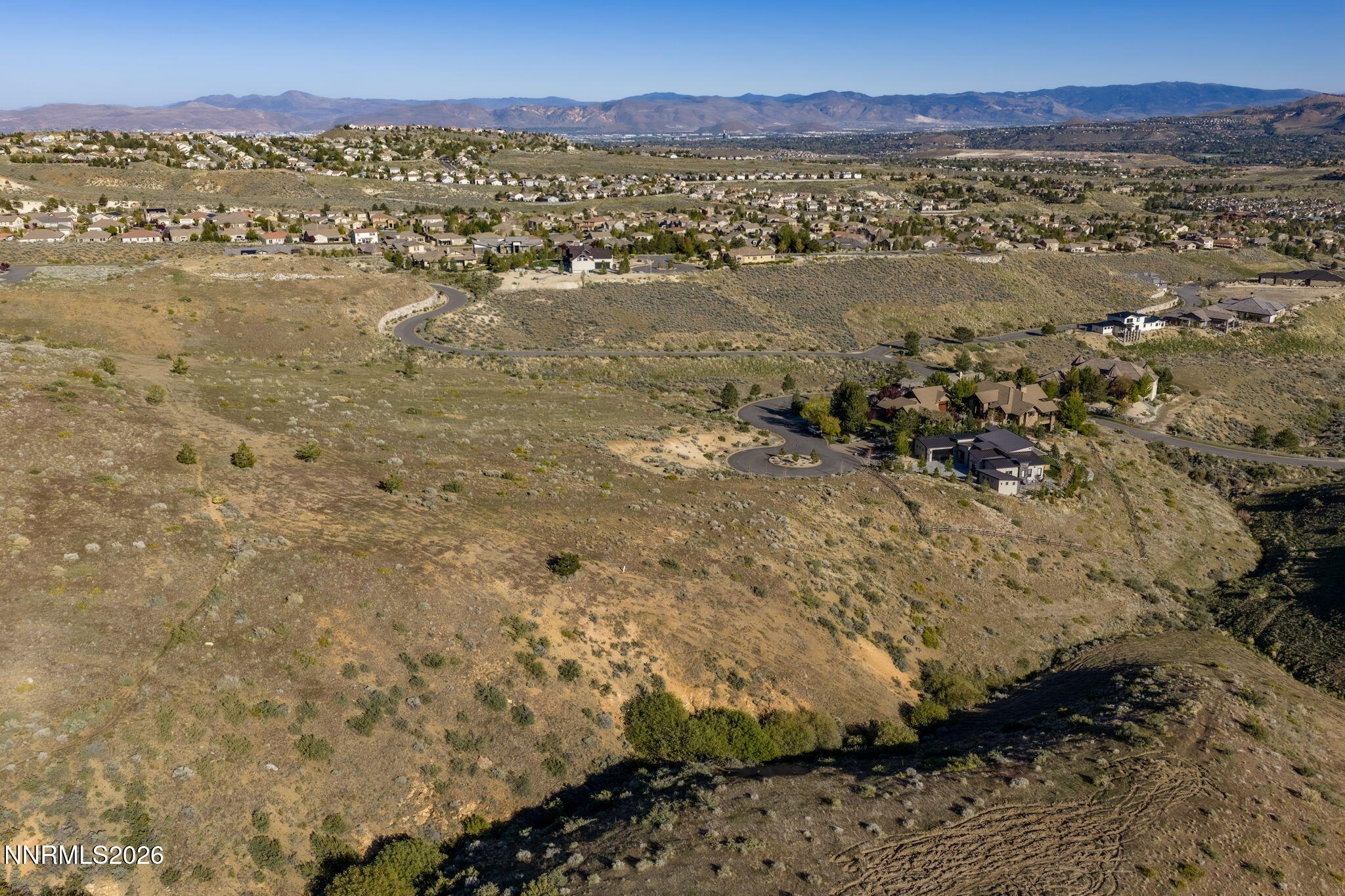 8195 Fox Meadows Court Property Photo 14