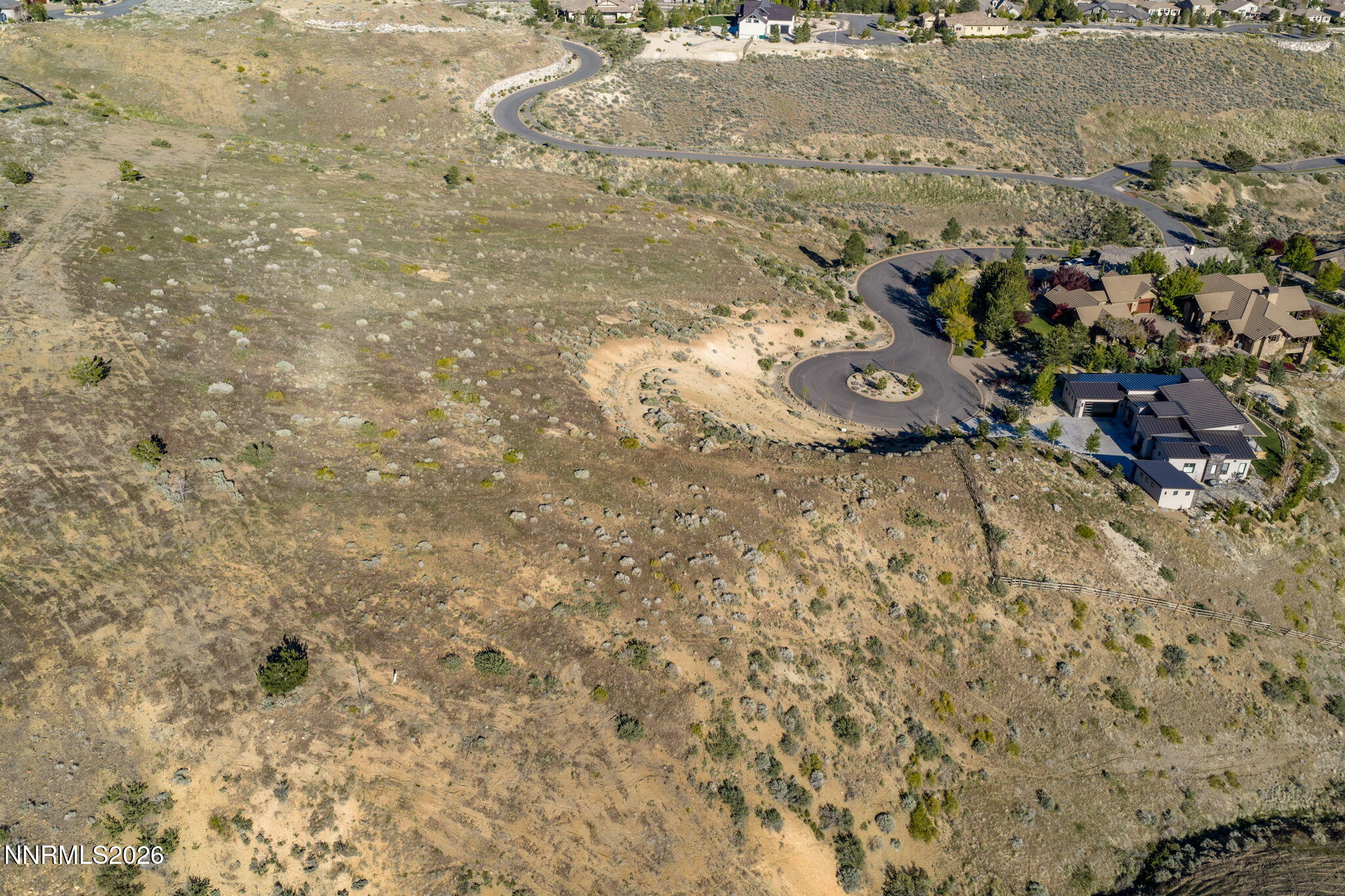 8195 Fox Meadows Court Property Photo 16