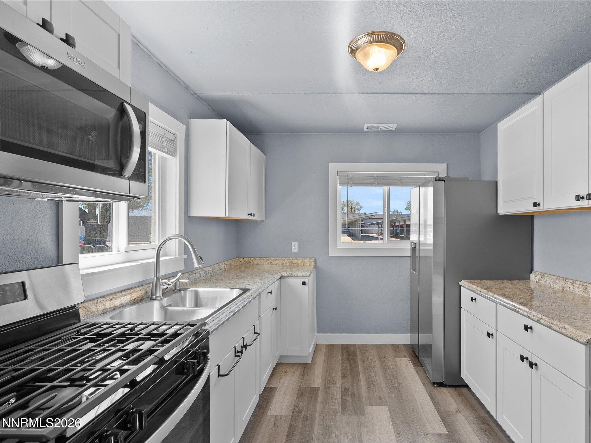 1350 Elmhurst Avenue Property Photo 6