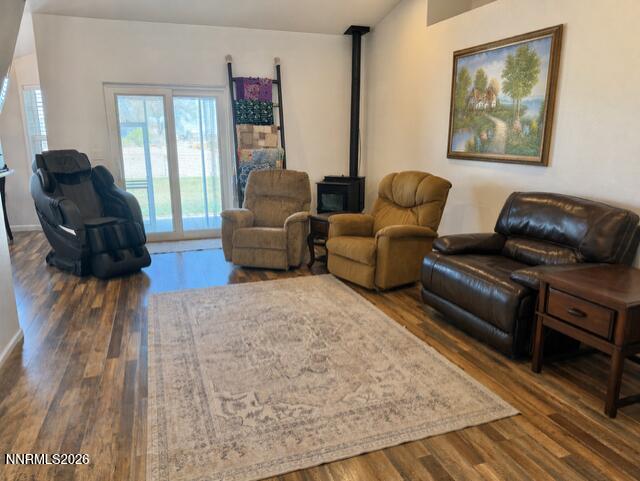 1135 Jungle Drive Property Photo 5