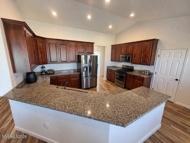 1135 Jungle Drive Property Photo 8