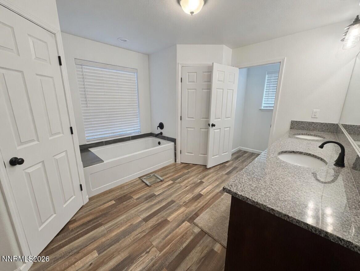 1135 Jungle Drive Property Photo 19