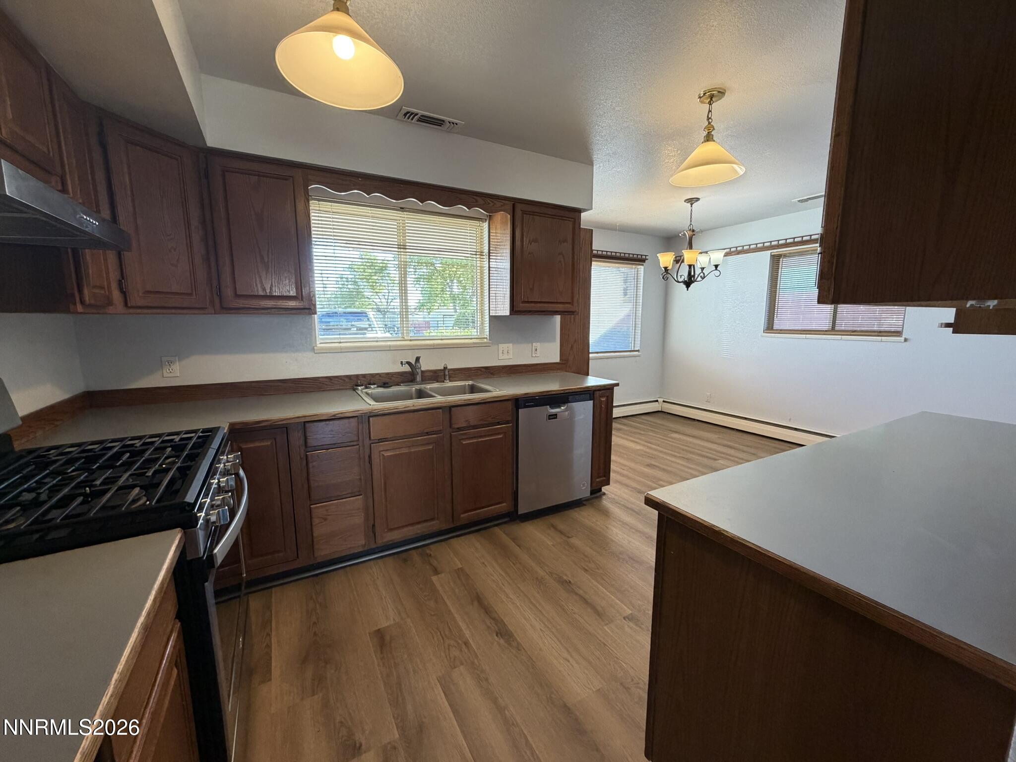 1750 Harmony Street Property Photo 25