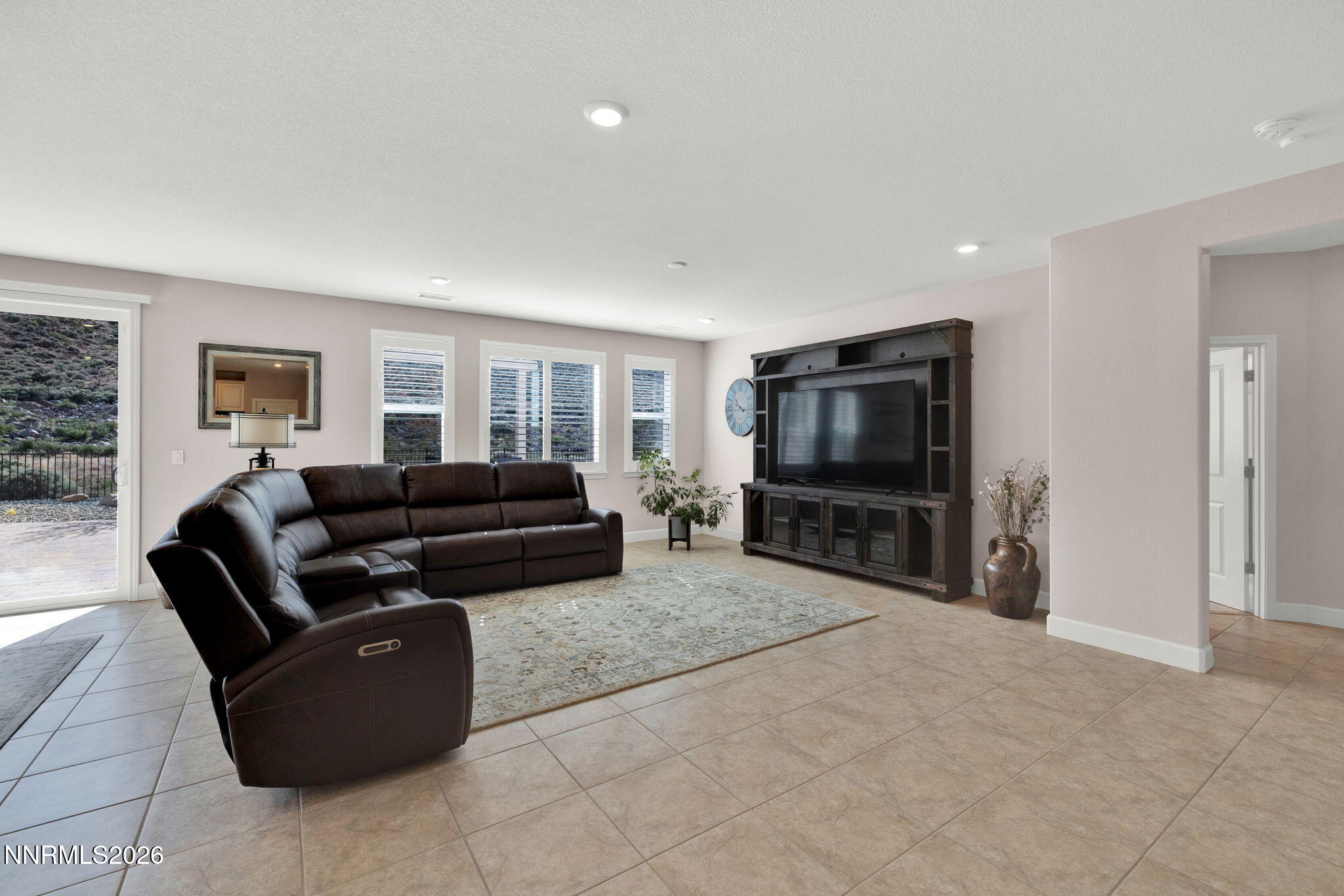 10250 Mother Lode Drive Property Photo 24