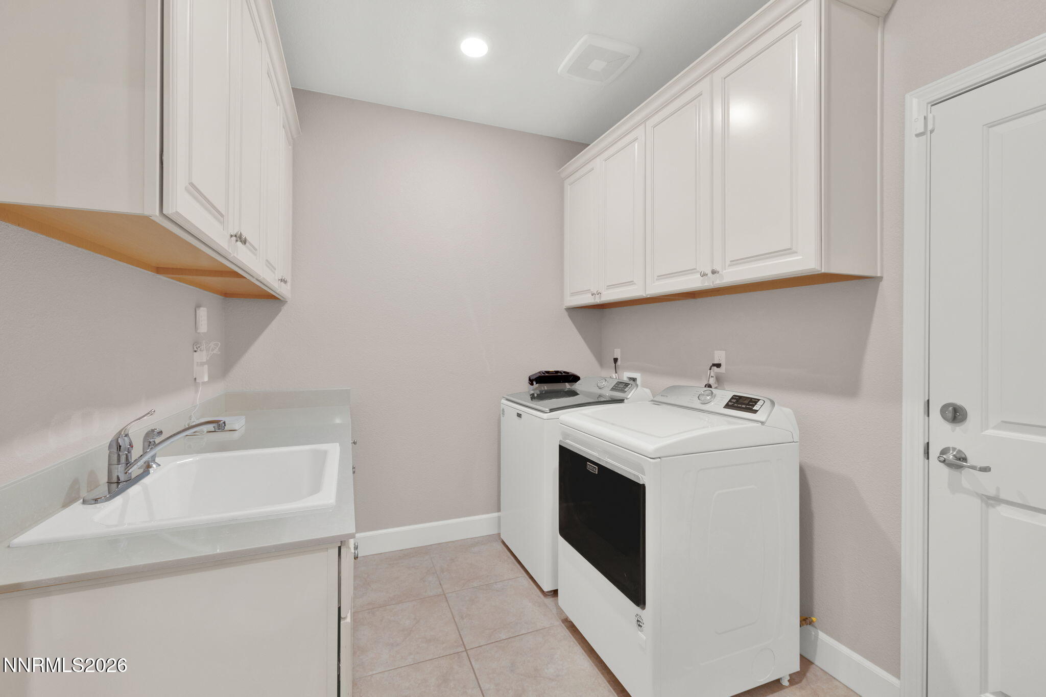 10250 Mother Lode Drive Property Photo 40