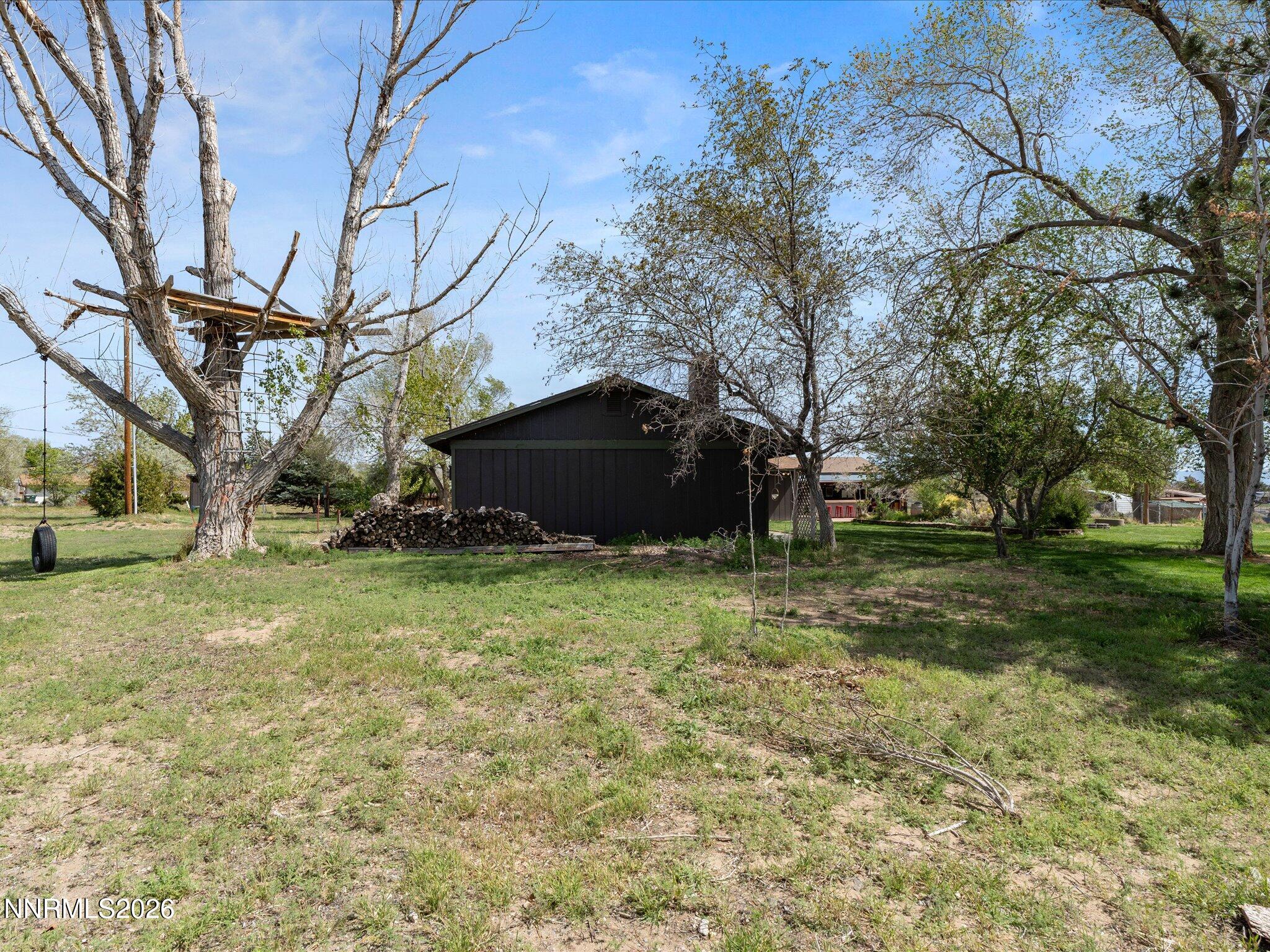 2530 Henning Lane Property Photo 18