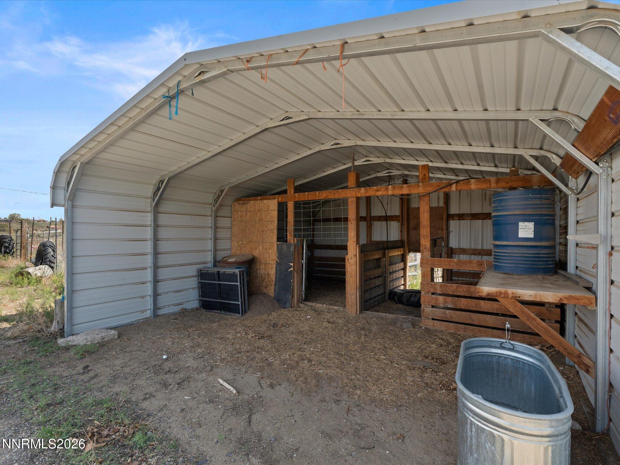 2530 Henning Lane Property Photo 24
