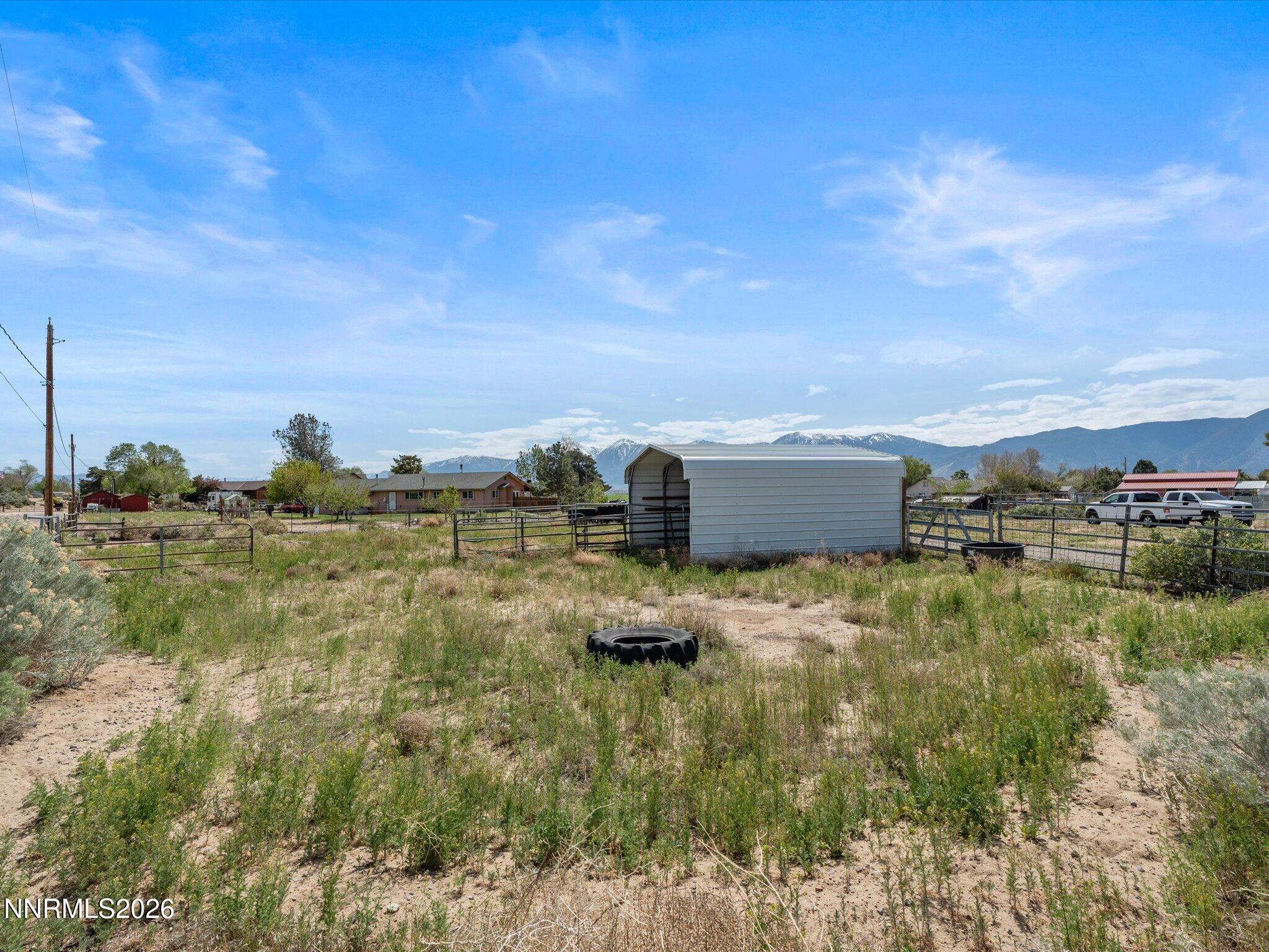 2530 Henning Lane Property Photo 28