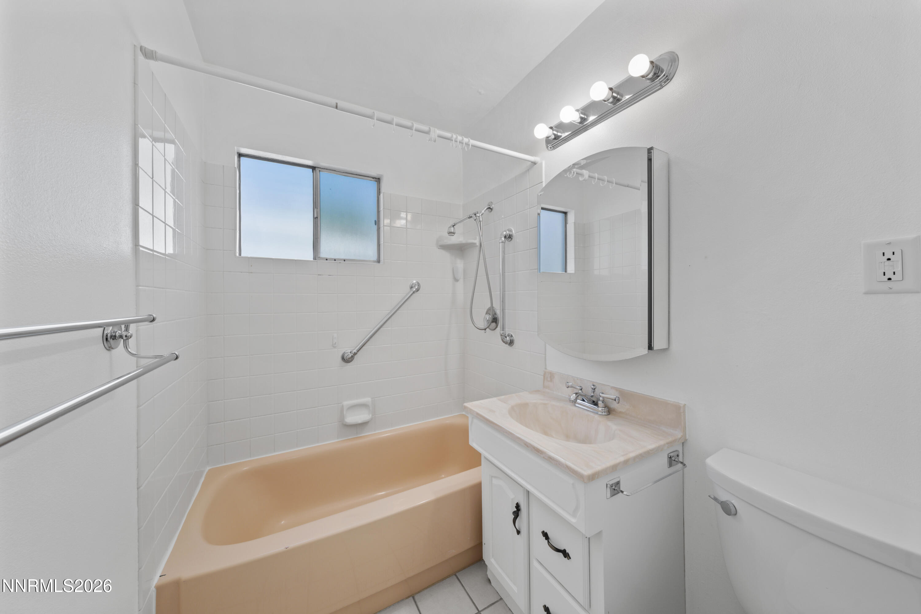 1940 4th Street Property Photo 14