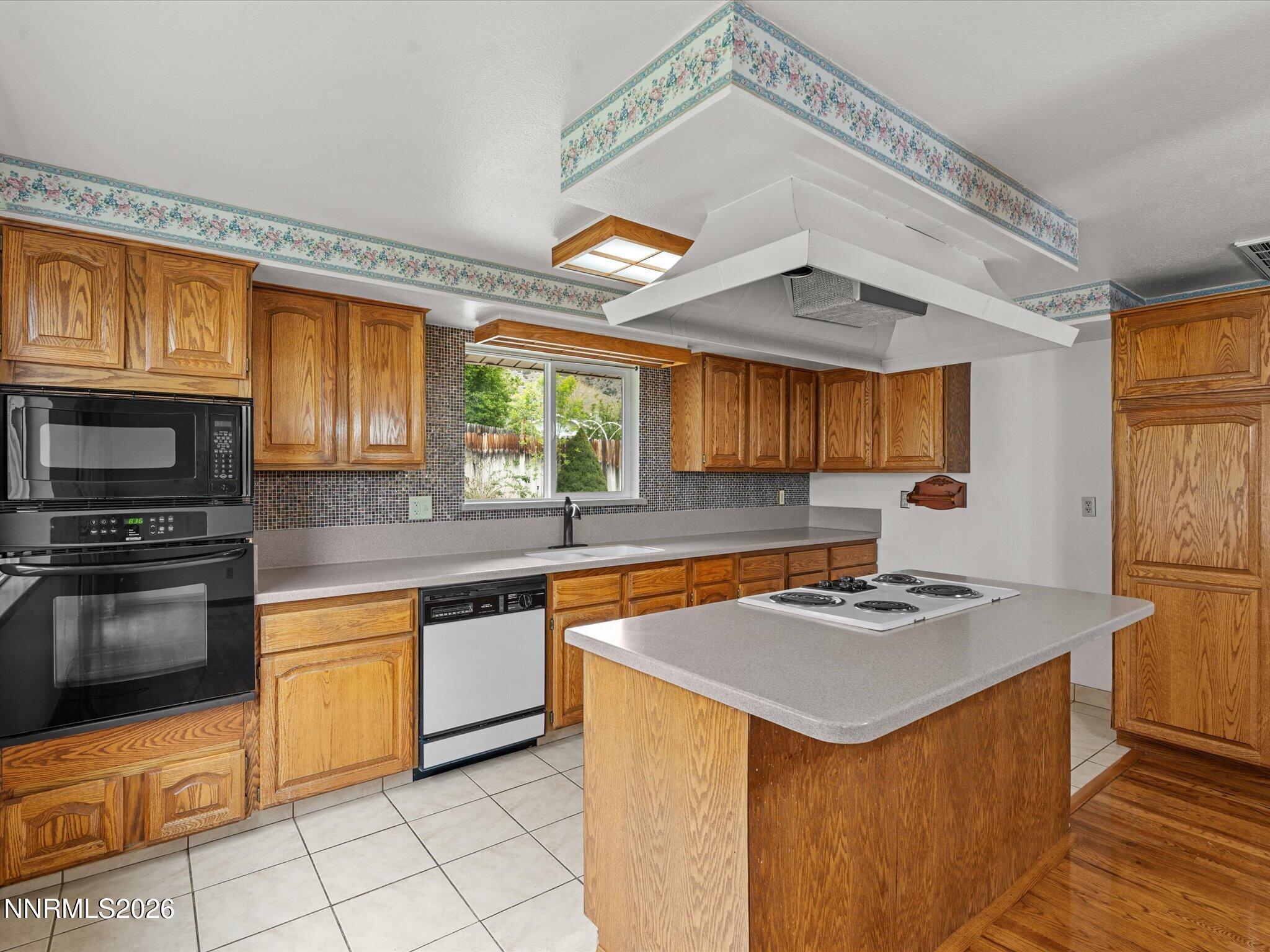 3370 Shawnee Circle Property Photo 11