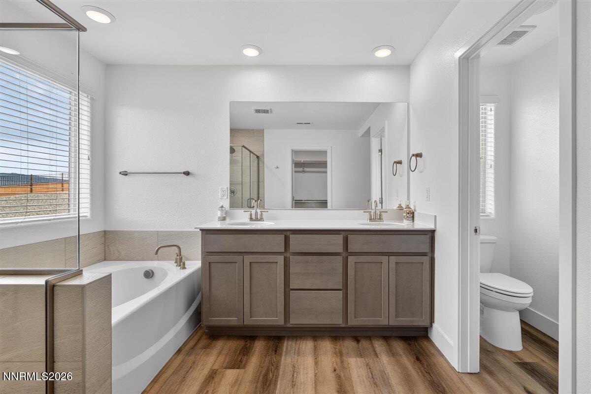 55 Eclipse Court Property Photo 32