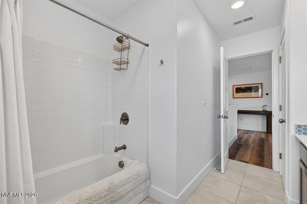 55 Eclipse Court Property Photo 36