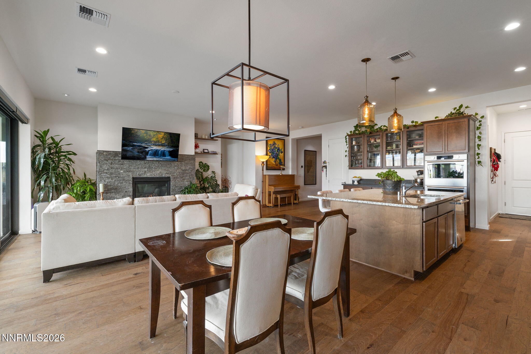15025 Iron River Drive Property Photo 10