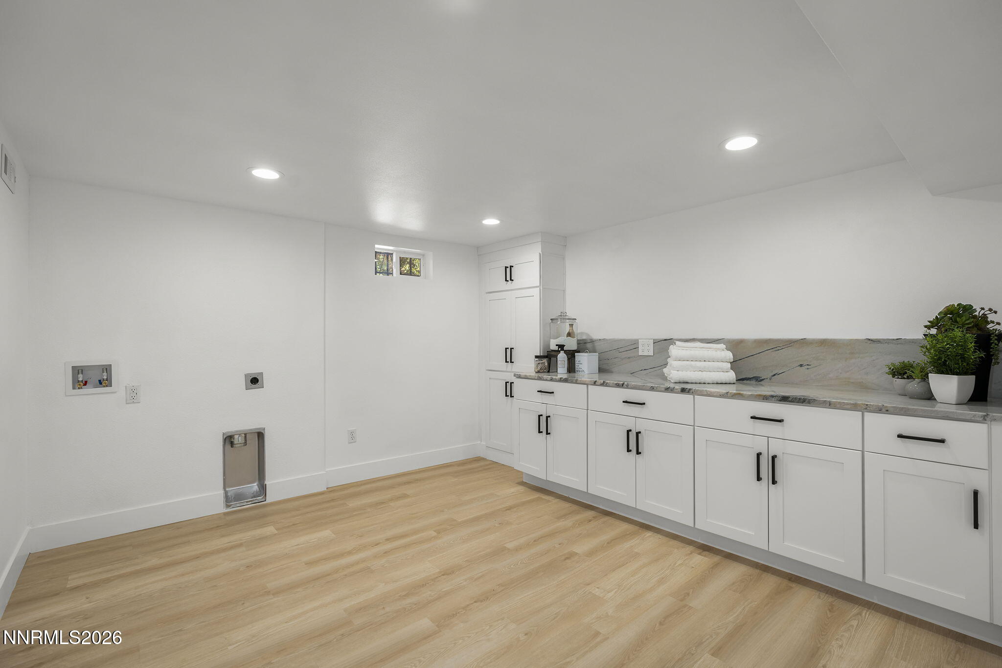 740 Manor Drive Property Photo 20
