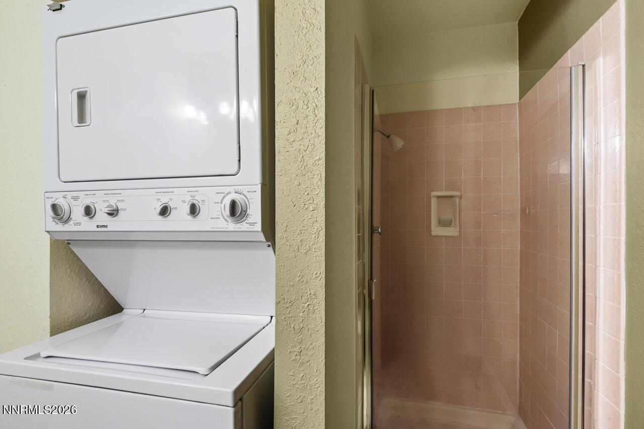 971 Fairway Boulevard Unit 1 Property Photo 17