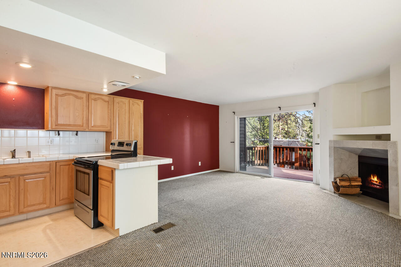 971 Fairway Boulevard Unit 1 Property Photo 19