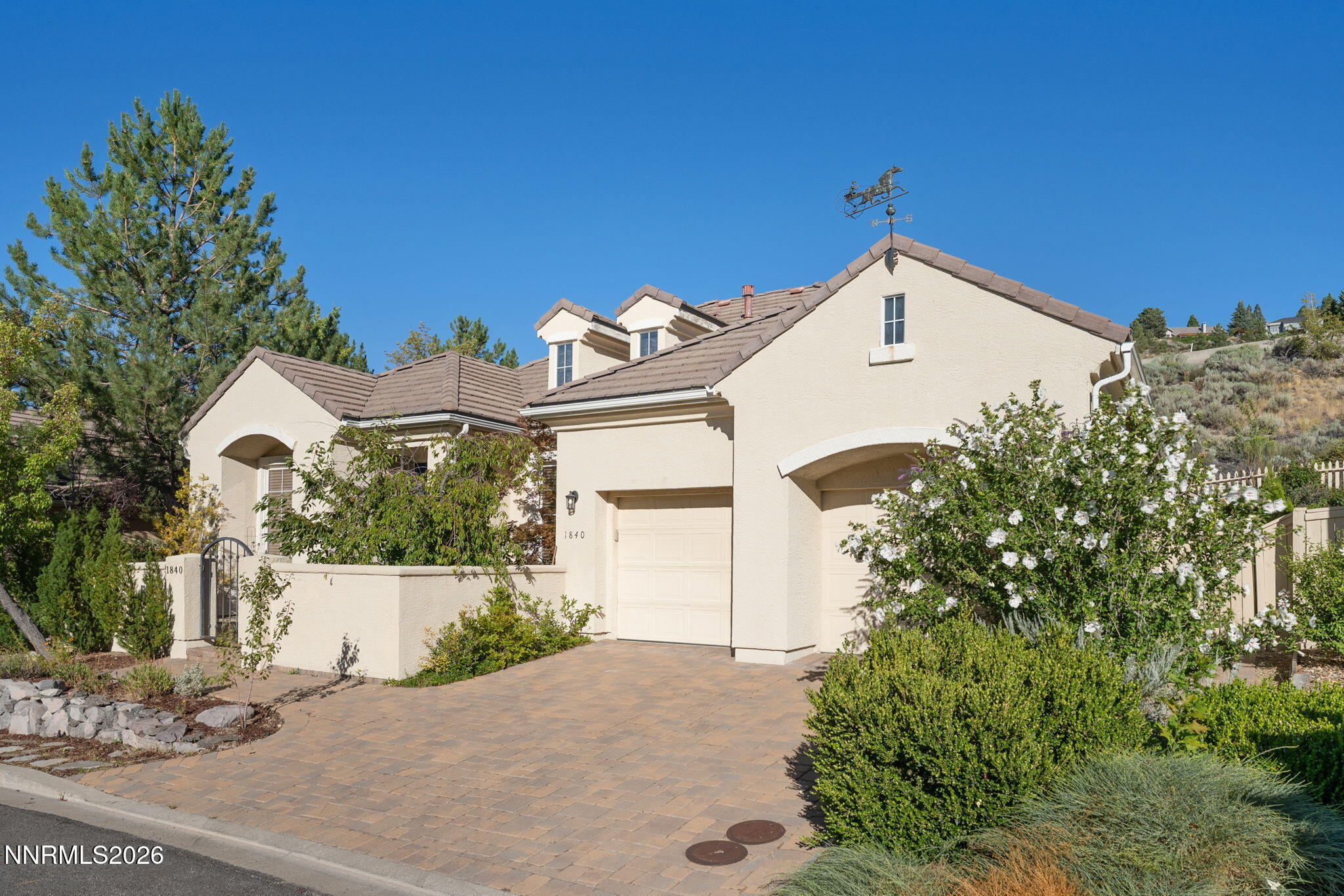 1840 Hunter Creek Road Property Photo 2
