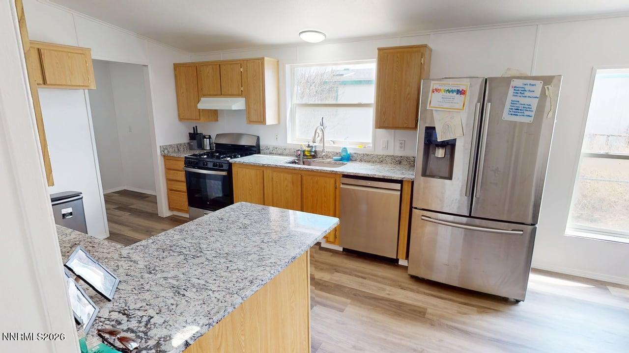 102 Bastian Road Property Photo 16
