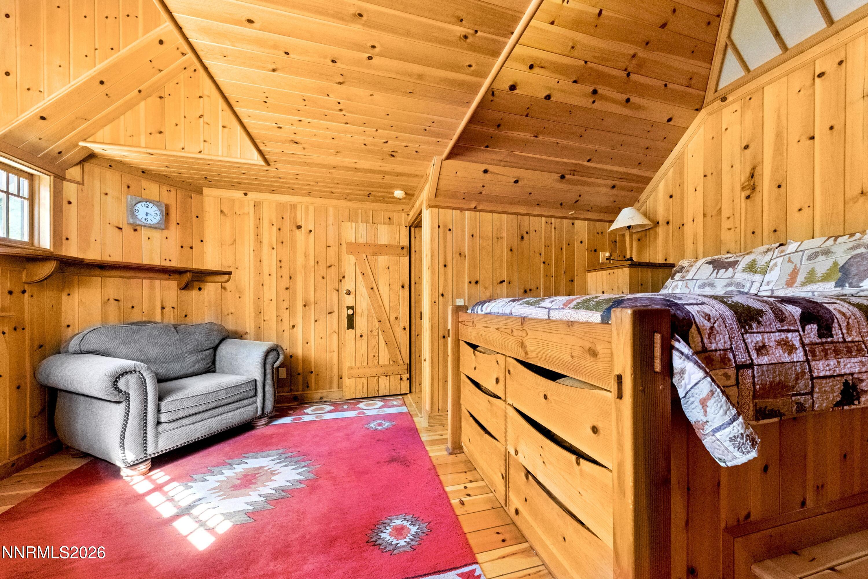 706 Gary Lane B Or 2 Property Photo 16