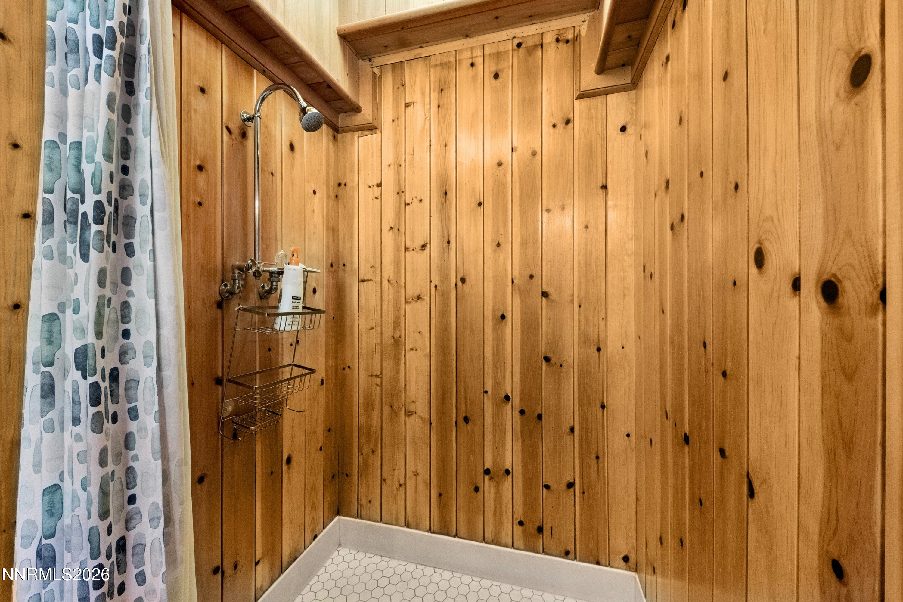 706 Gary Lane B Or 2 Property Photo 21
