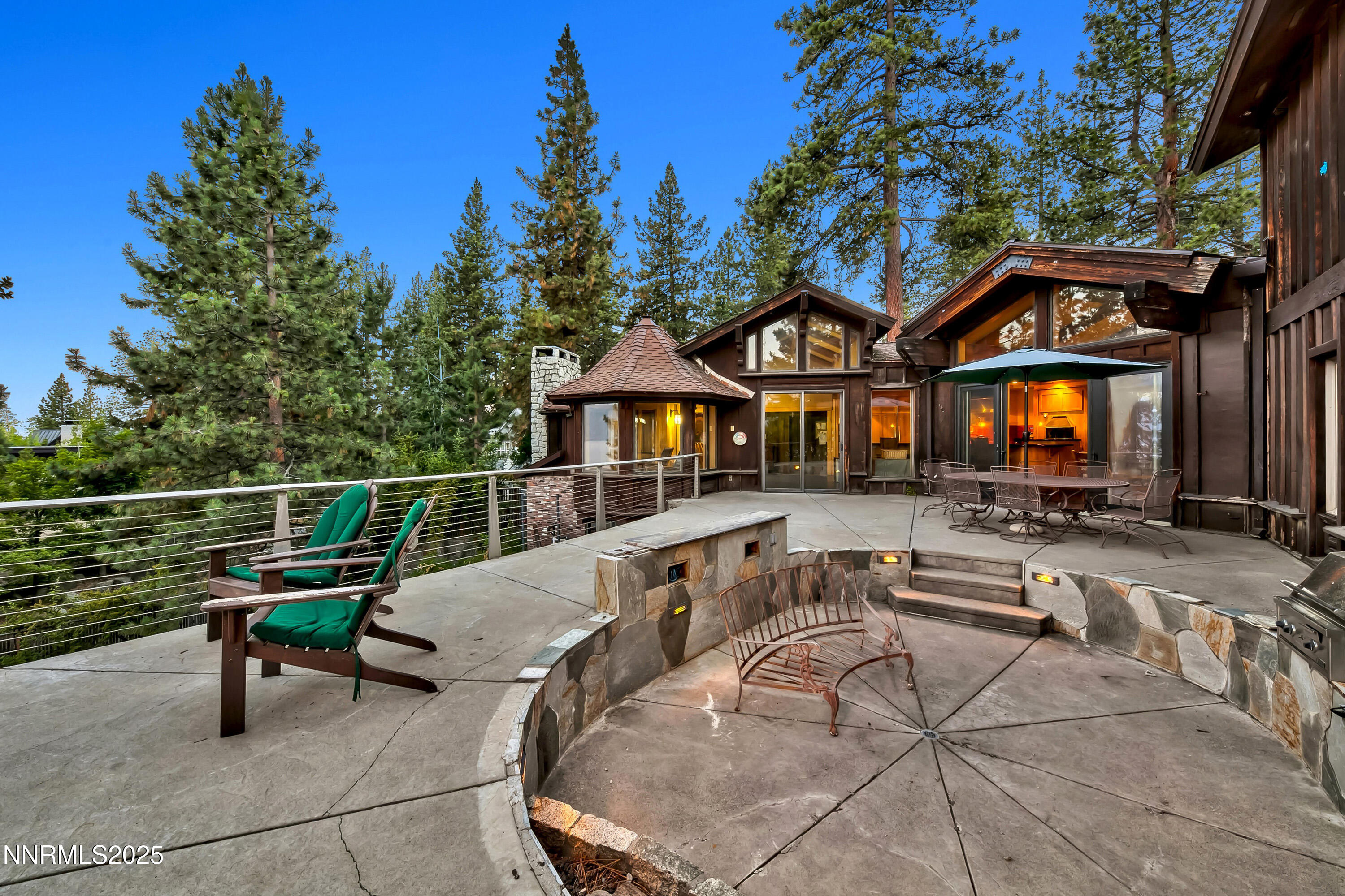 20 Calaneva Drive Property Photo 8