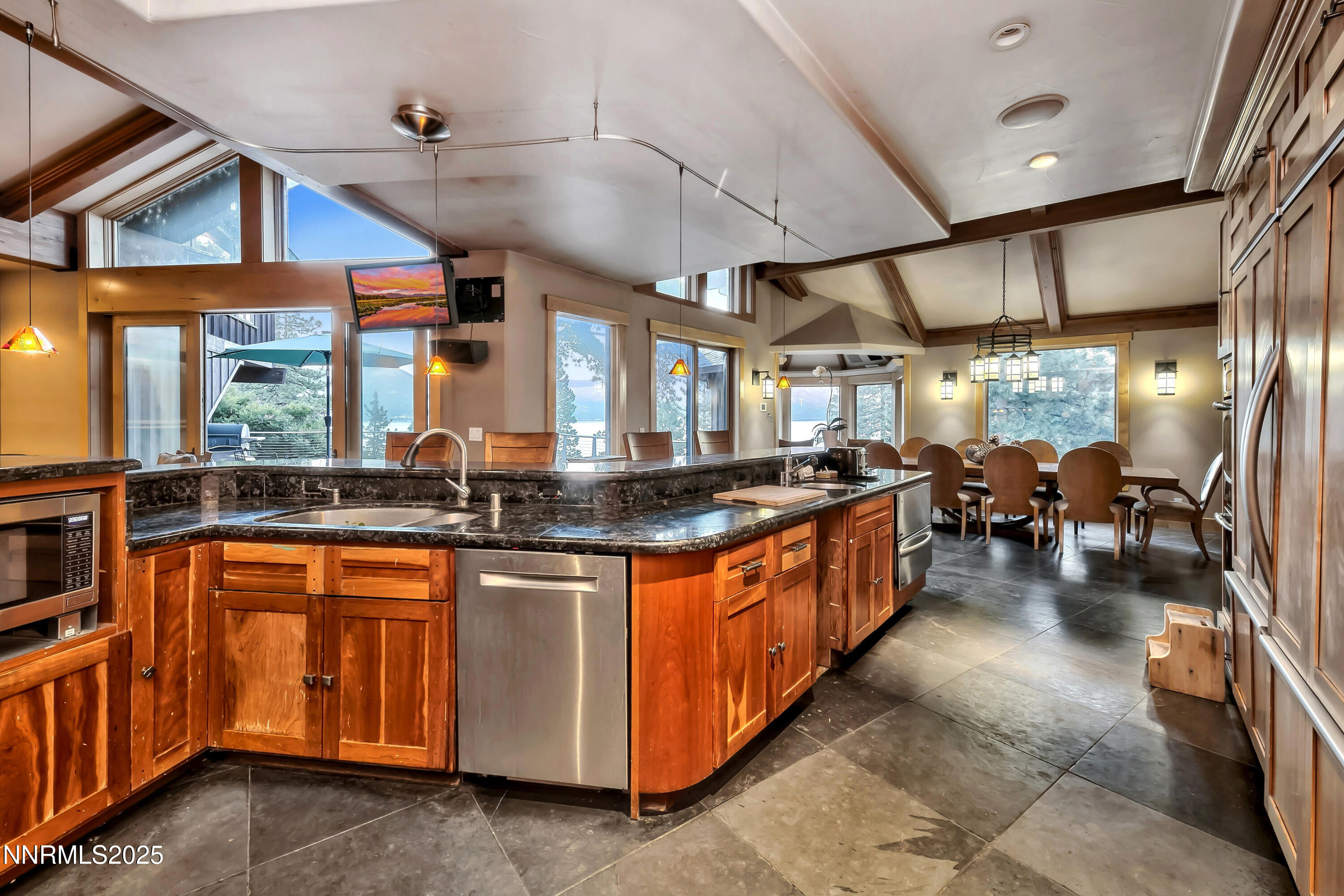 20 Calaneva Drive Property Photo 30